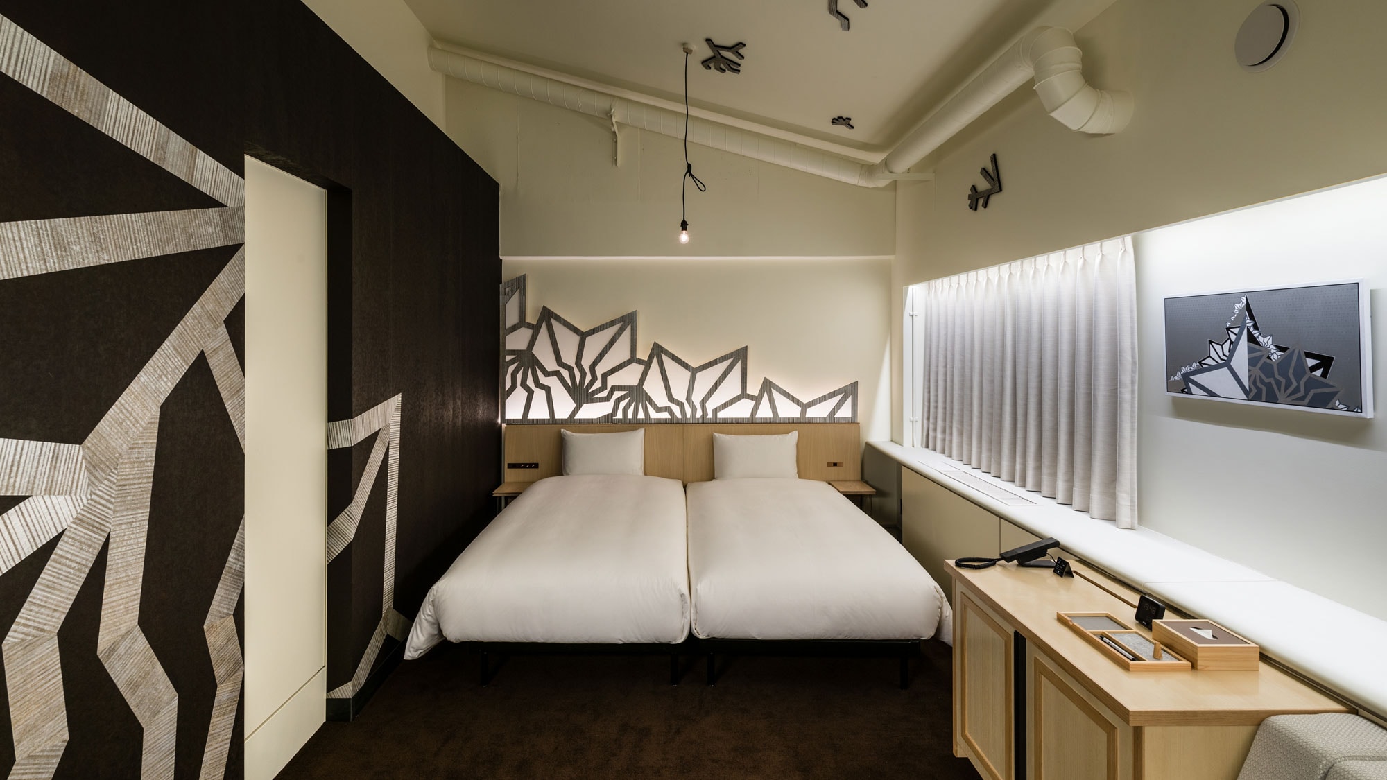 Concept room โดย 5 ศิลปิน: IBUSHI-GIN
