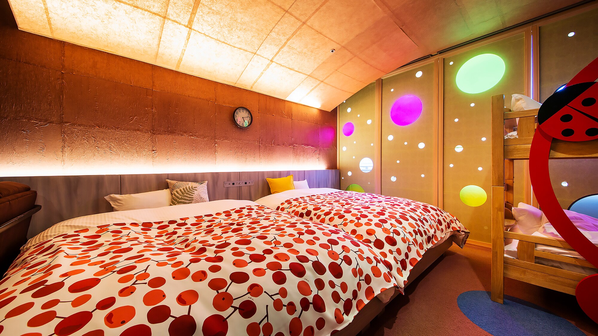 [Grassland Twin] Queen size bed is used for adults