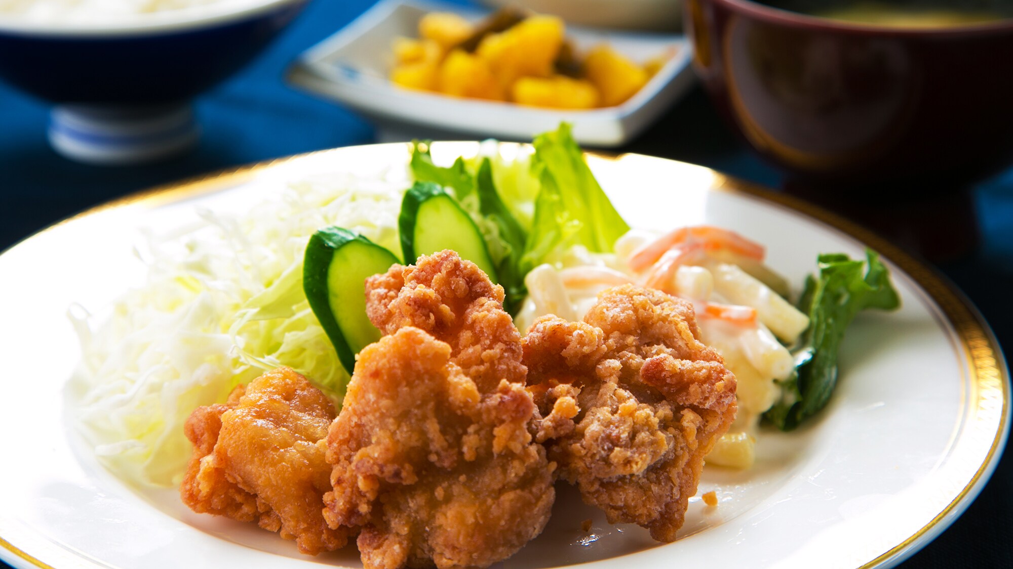◆【免費】宵夜◆配上“米飯&味噌湯&主菜&泡菜”，真的是“免費”！ ！！ ★