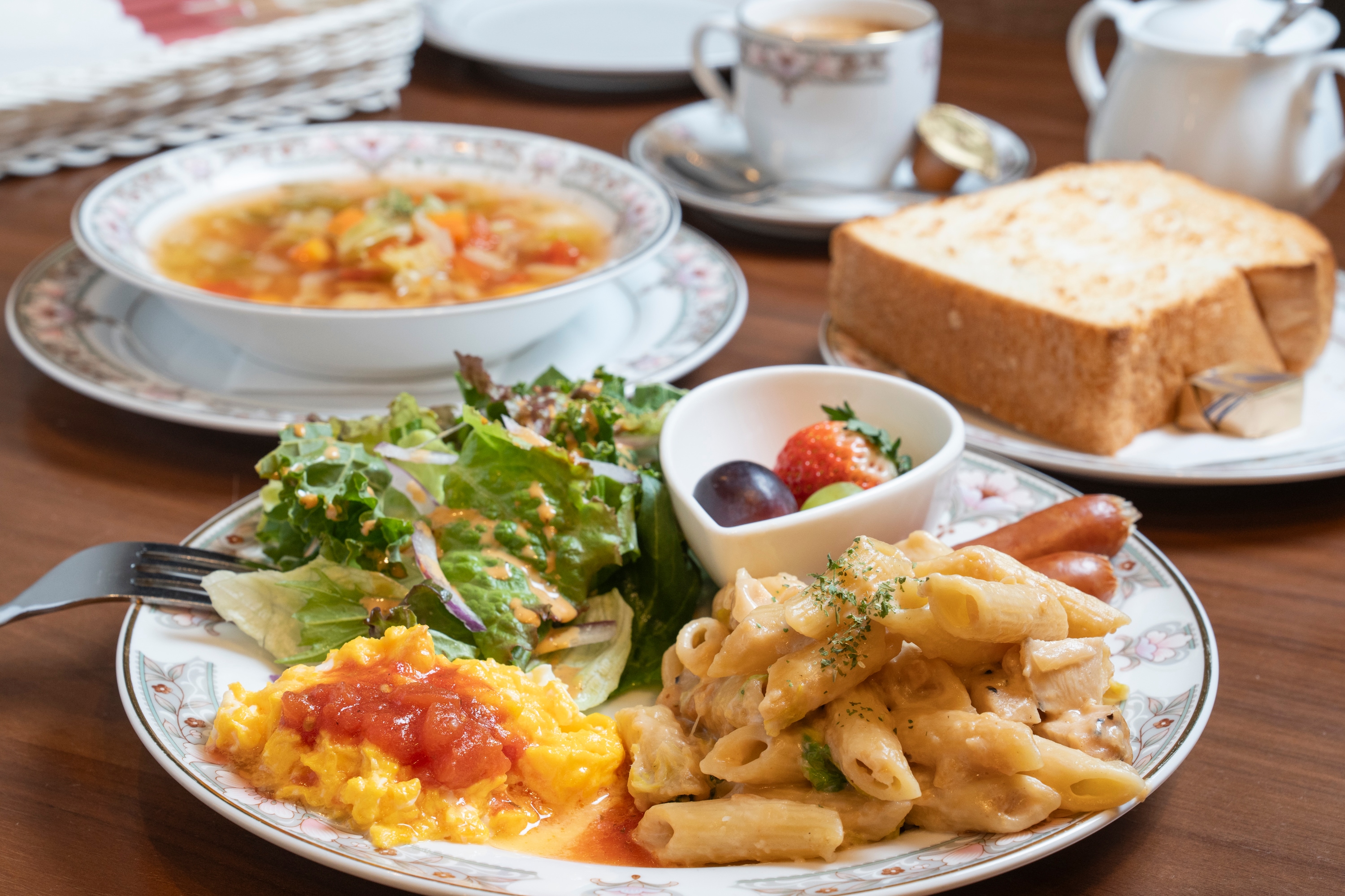 Makanan (contoh sarapan)
