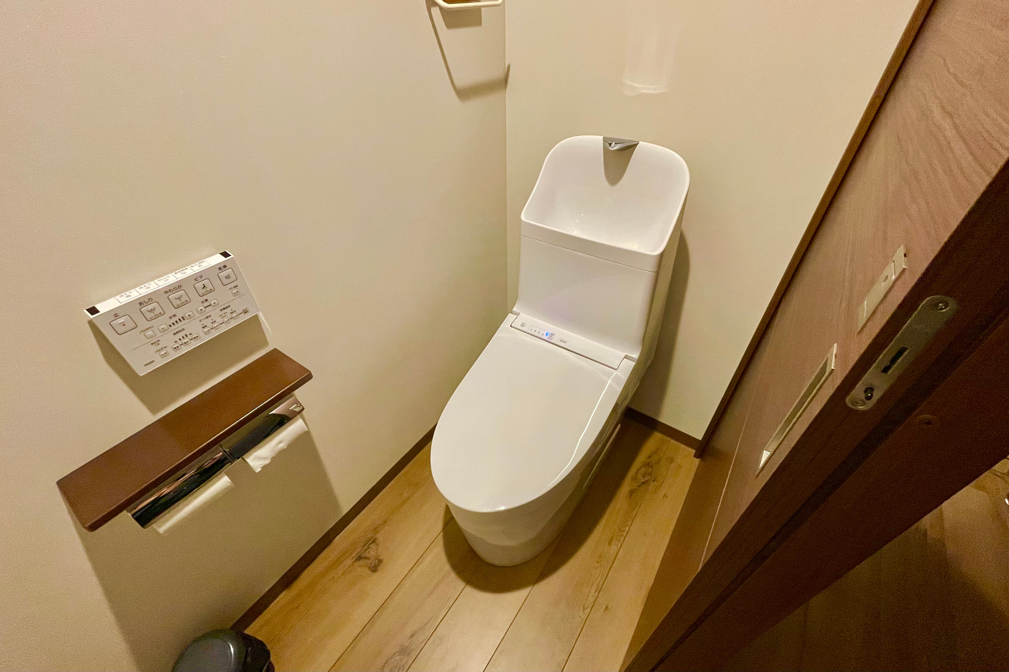 [35 square meters] Special room (with bath and toilet)