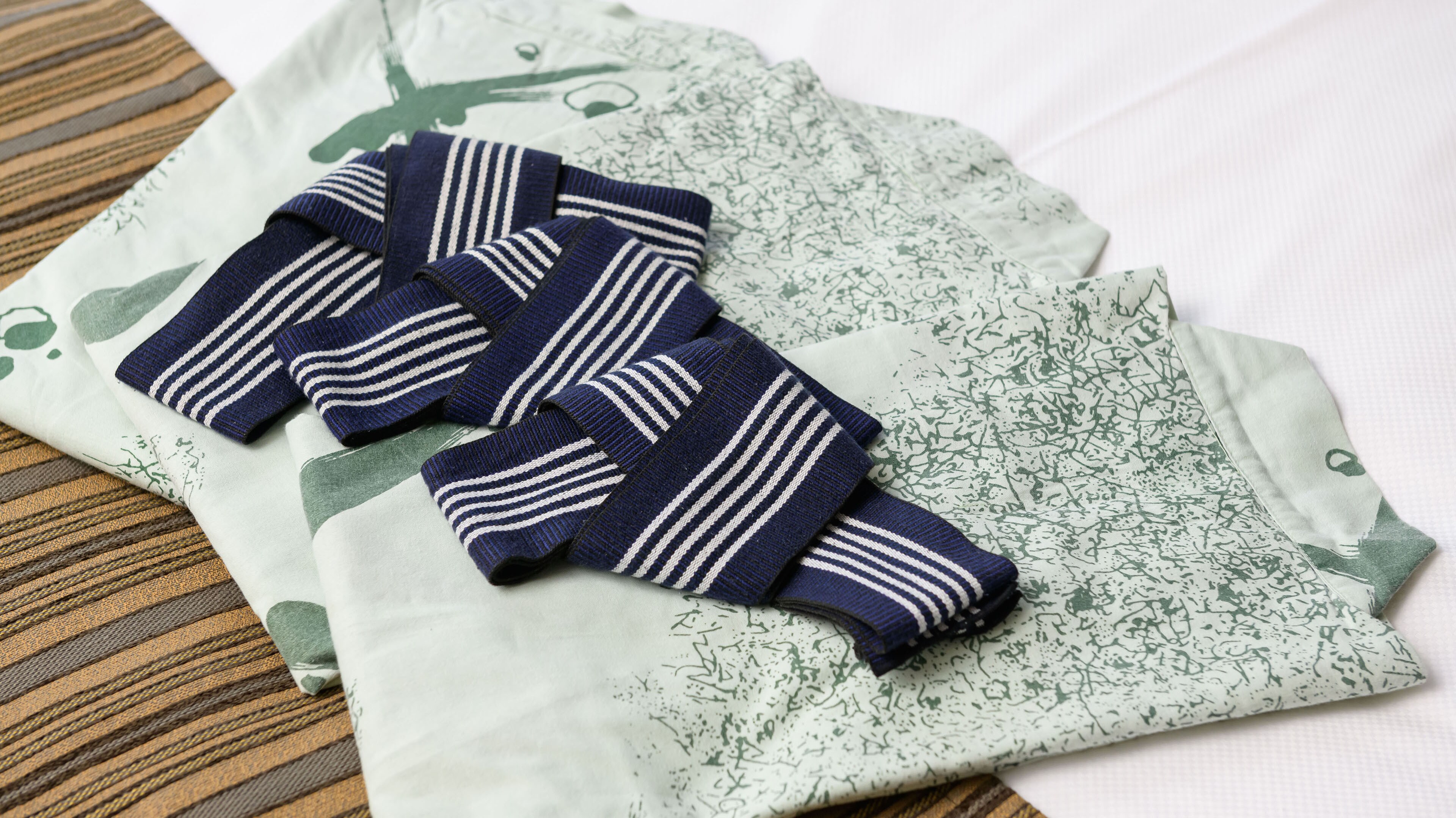 We provide yukata robes to wear as pajamas.