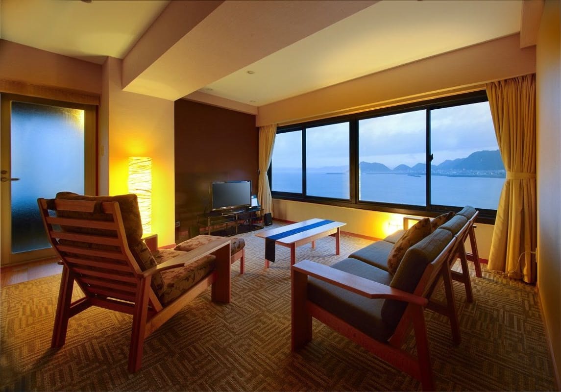 [Guest room with open-air bath] Umi floor (4th floor) "Seaside town"