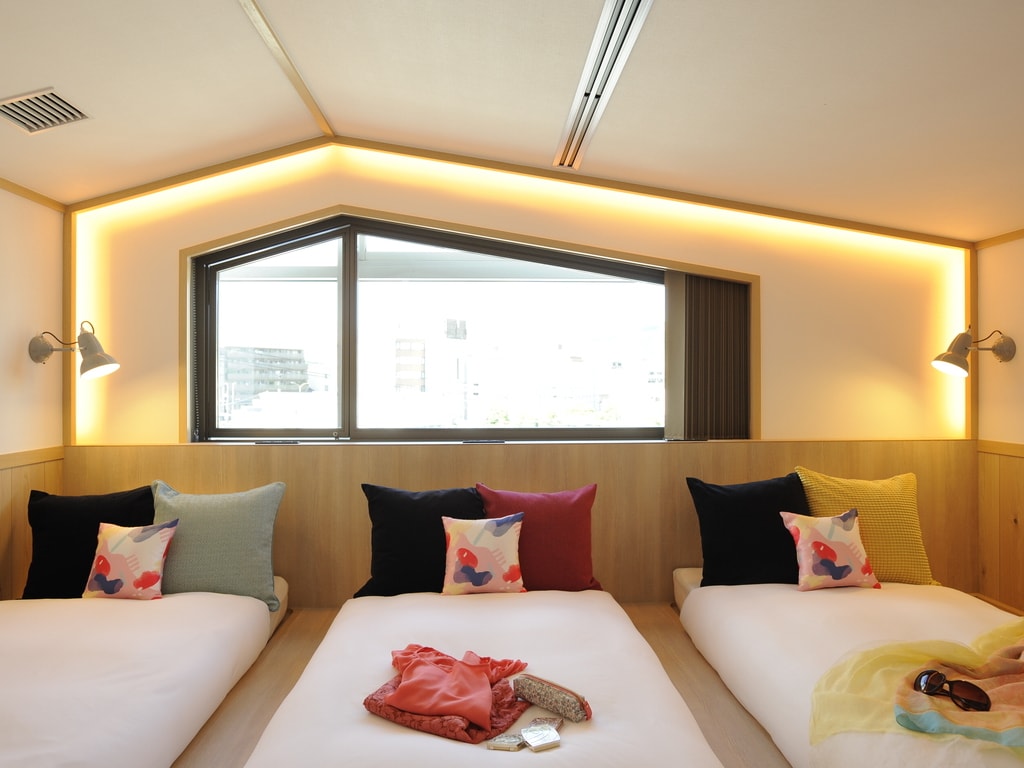 Triple room example
