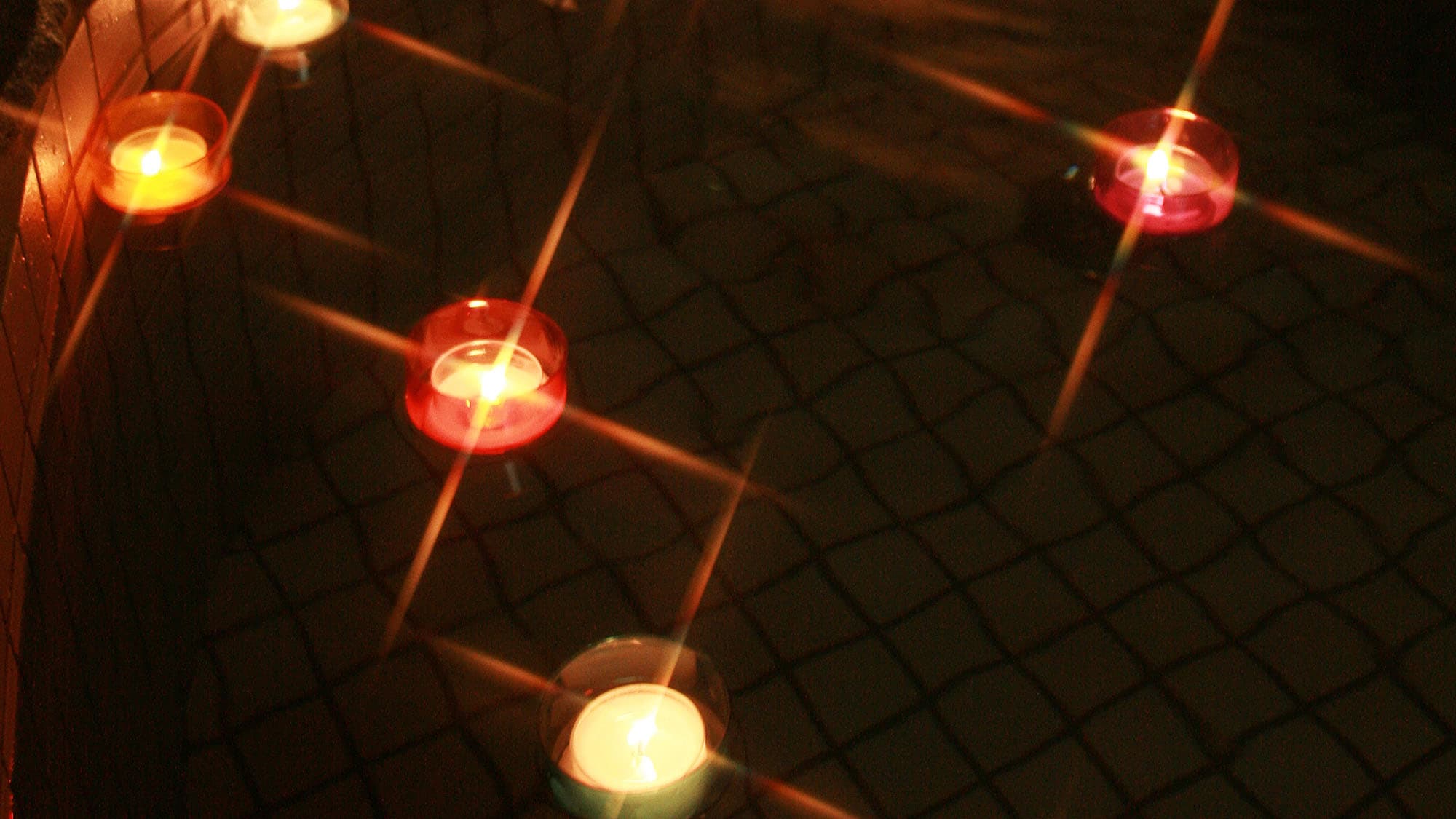 ・Private open-air bath: You can also enjoy a candlelit bath as an option.