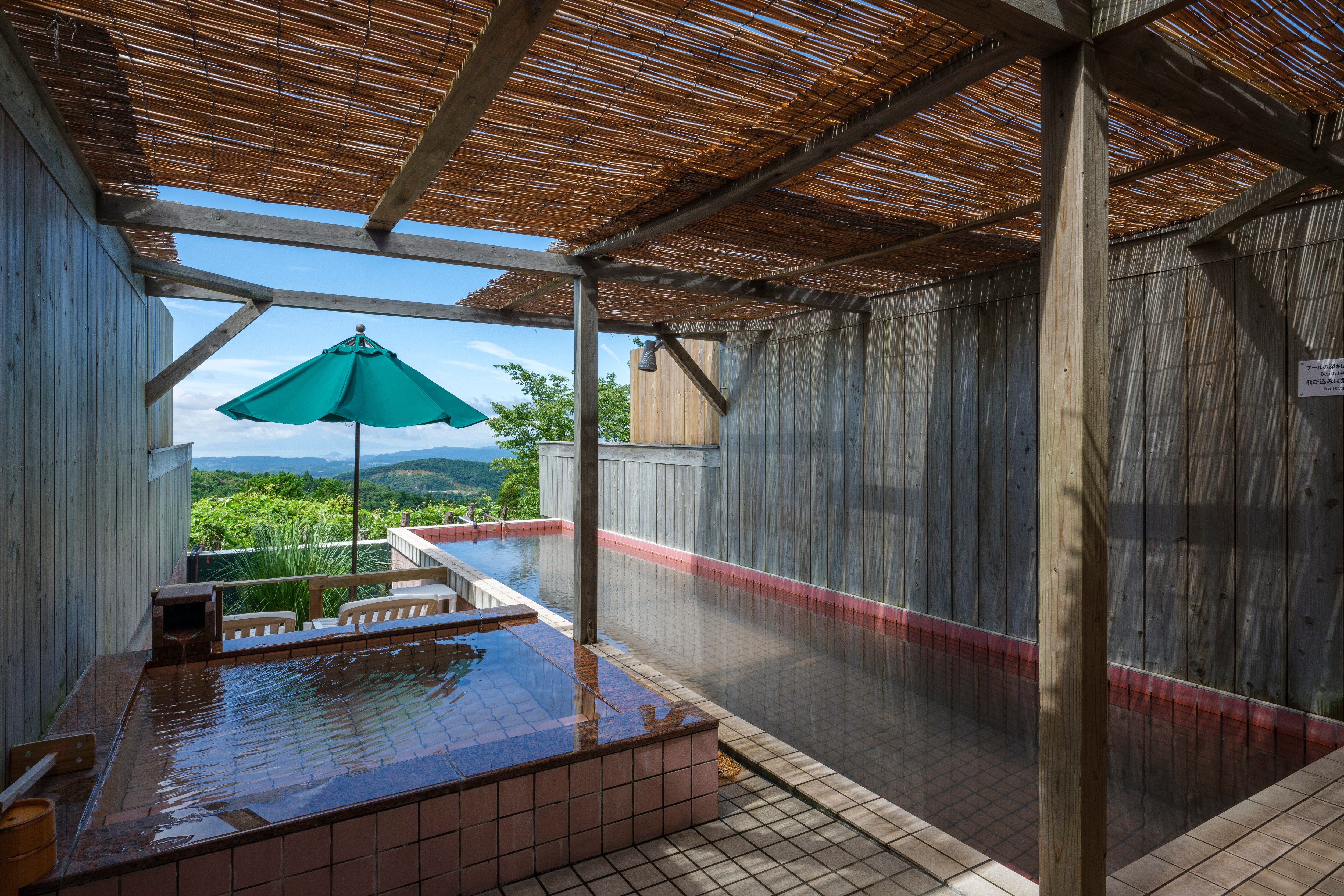 Private open-air bath with hot spring water pool (free of charge as many times as you like during your stay)