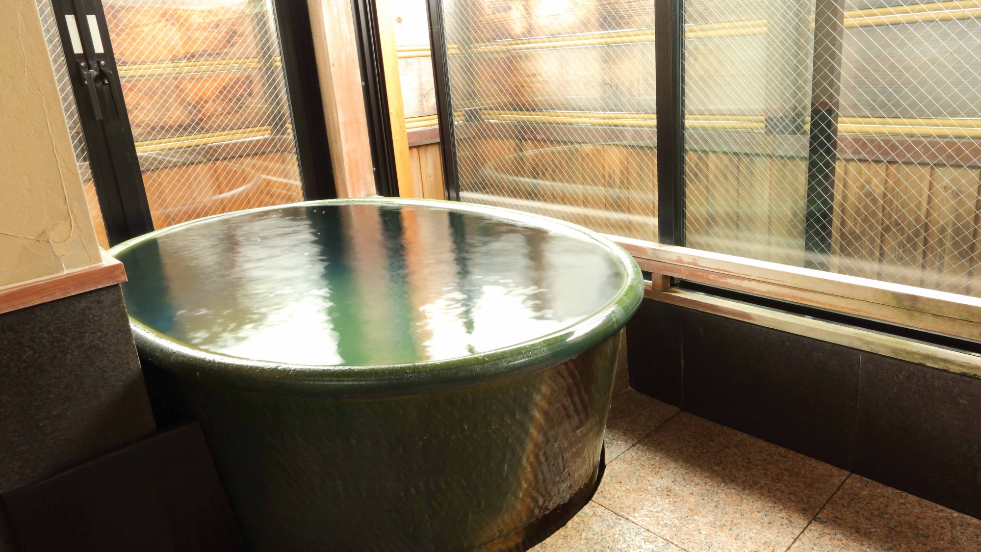 Kamar bergaya Jepang dengan pemandian semi terbuka [Rhododendron/rumput Koma] / 10 tatami Kamar bergaya Jepang dengan beranda + teras + pemandian semi terbuka