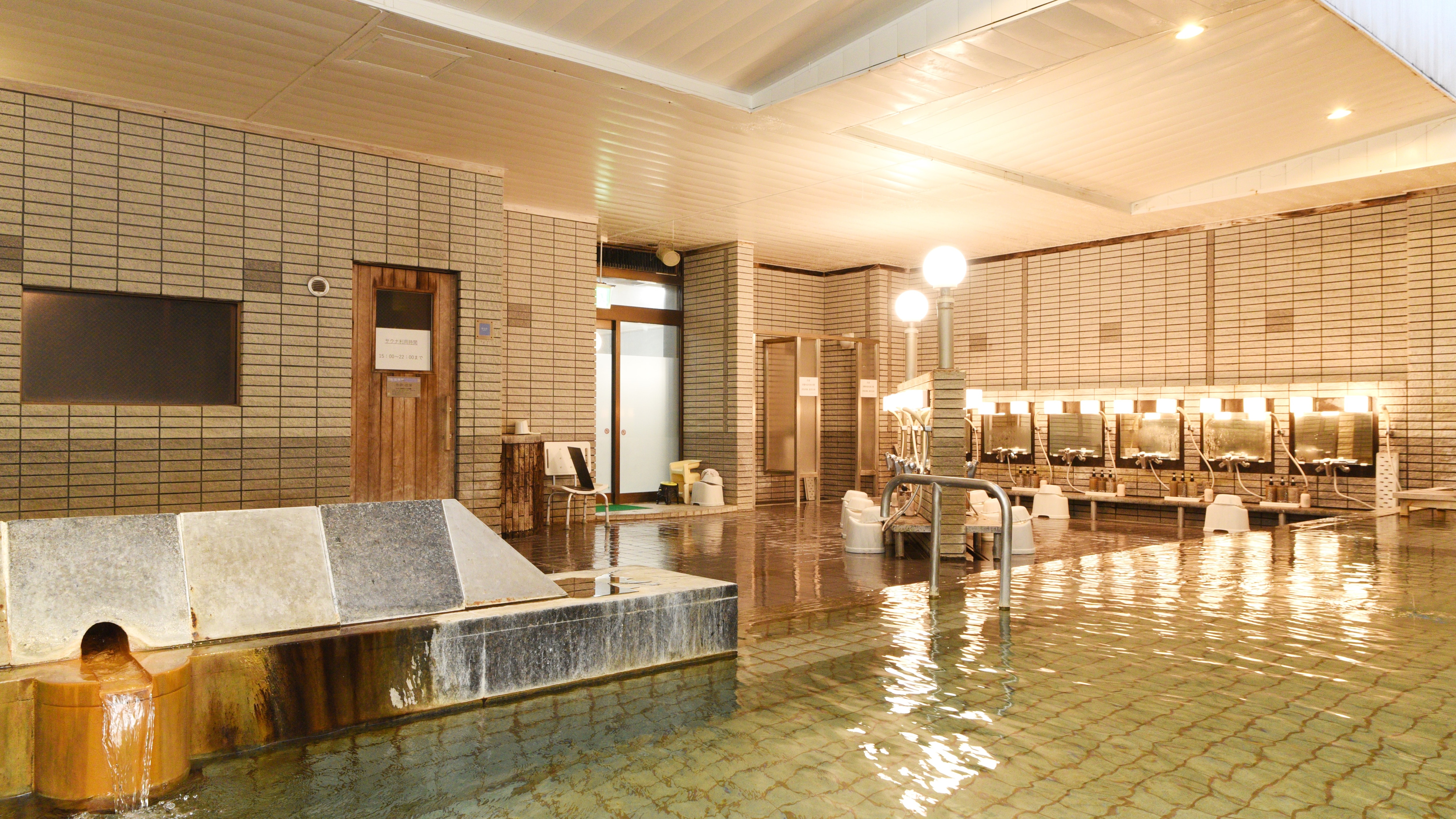 大浴場“Hanashizuka”/源源不斷！使用具有高保濕效果的美麗肌膚的熱水度過輕鬆的時光。