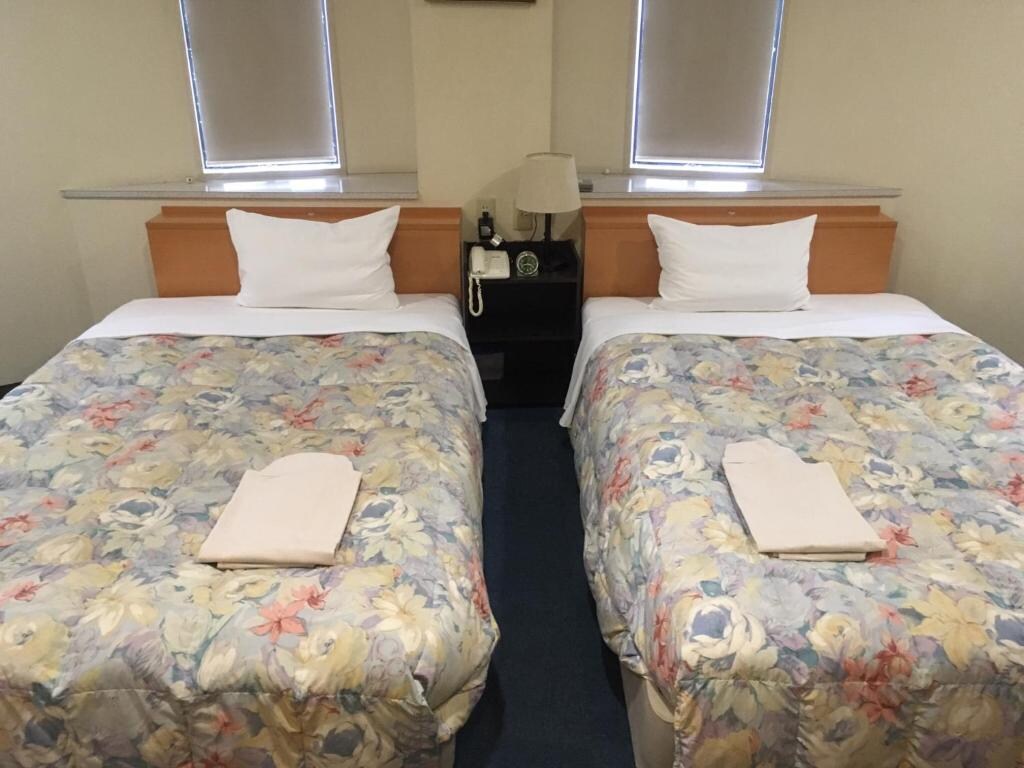 Kamar Twin 4