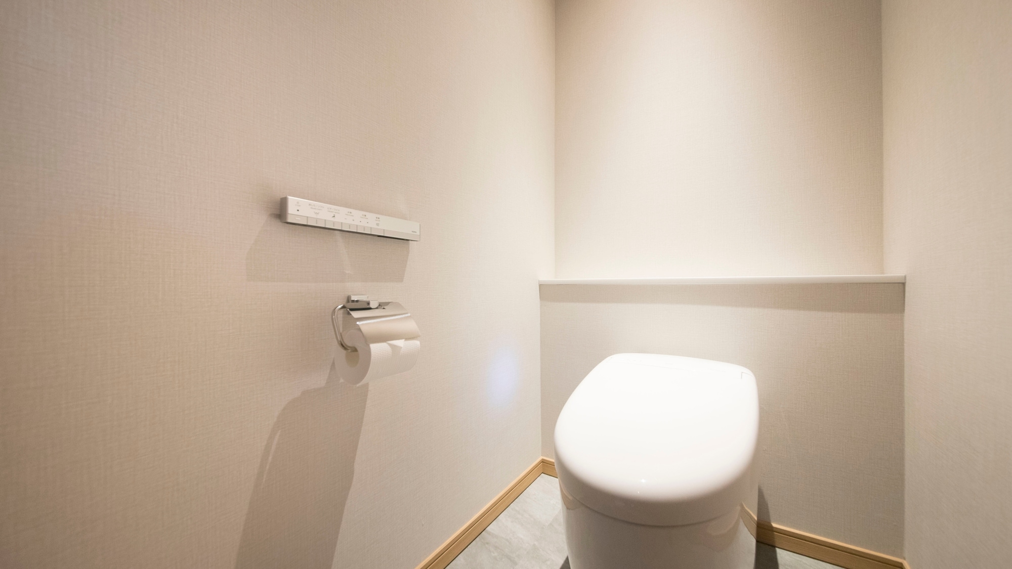 Standard twin room example