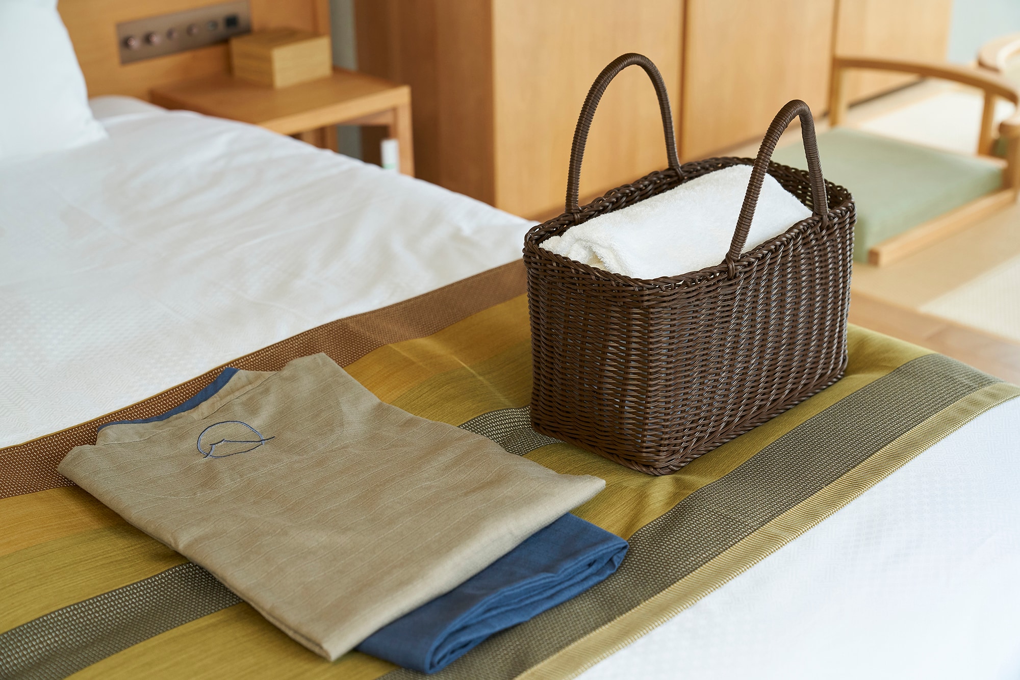 Nightwear and bath set for all rooms