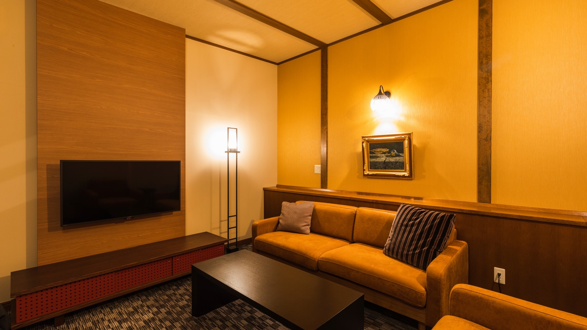 [Duplex Twin] The living room on the 2nd floor is spacious and luxurious, allowing you to relax and relax.