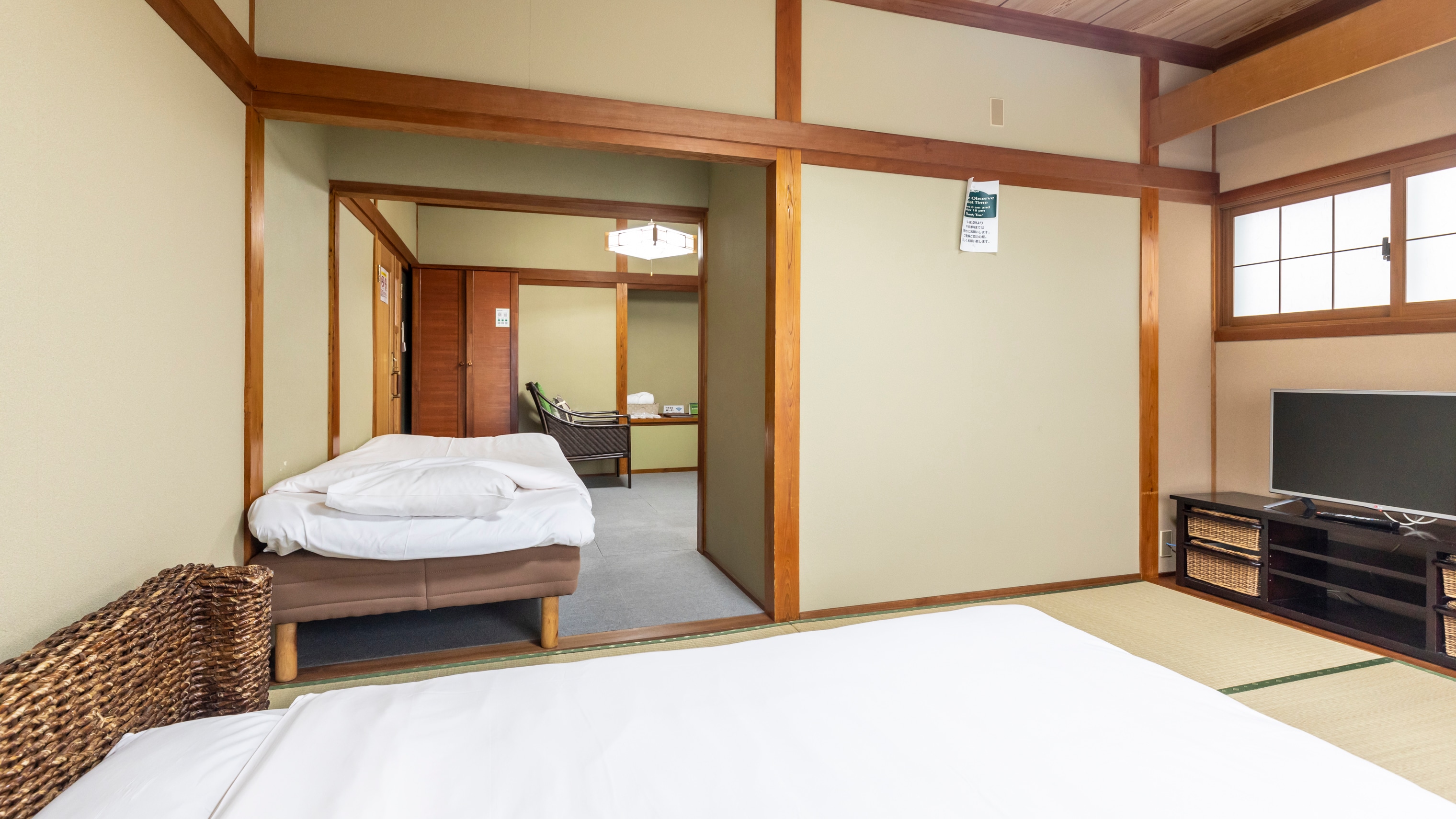 [Non-smoking] Quadruple Room (No bath)