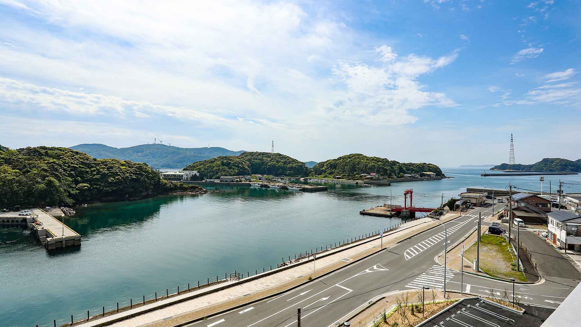 ・您可以從屋頂看到天空和大海的景色。