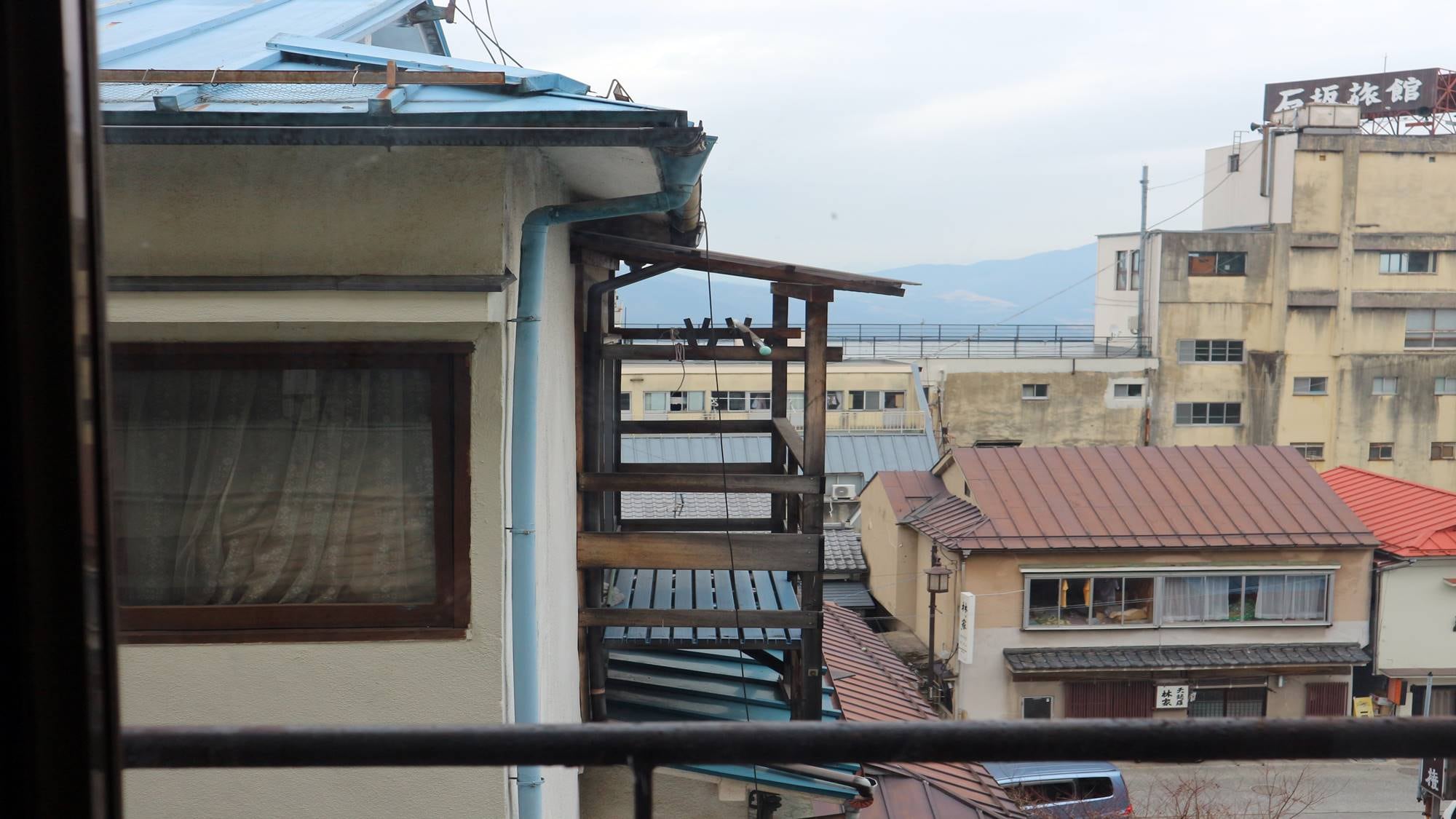 *[Example of a view from a room on the 3rd floor] You can't see as many mountains as you can from the rooms on the 4th floor.