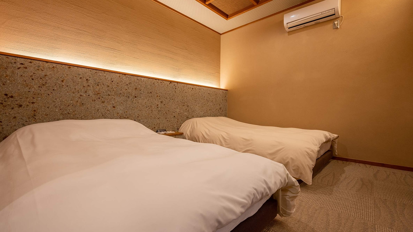 Japanese-Western style room with open-air bath, Wakamurasaki bedroom