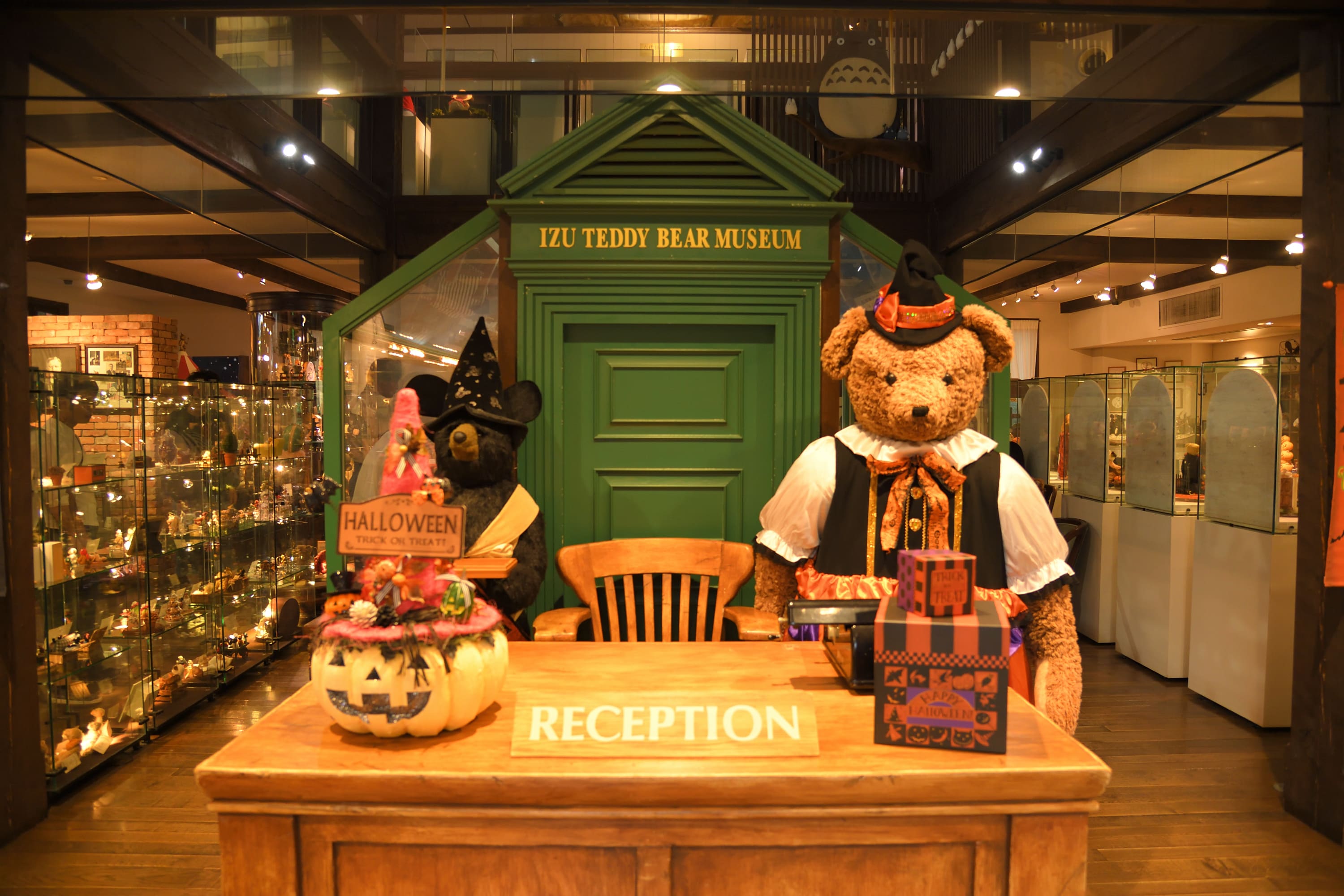 [Izu Teddy Bear Museum] Approximately 3 minutes by car or 13 minutes on foot from our museum. Photo courtesy of Ito City Tourism Division