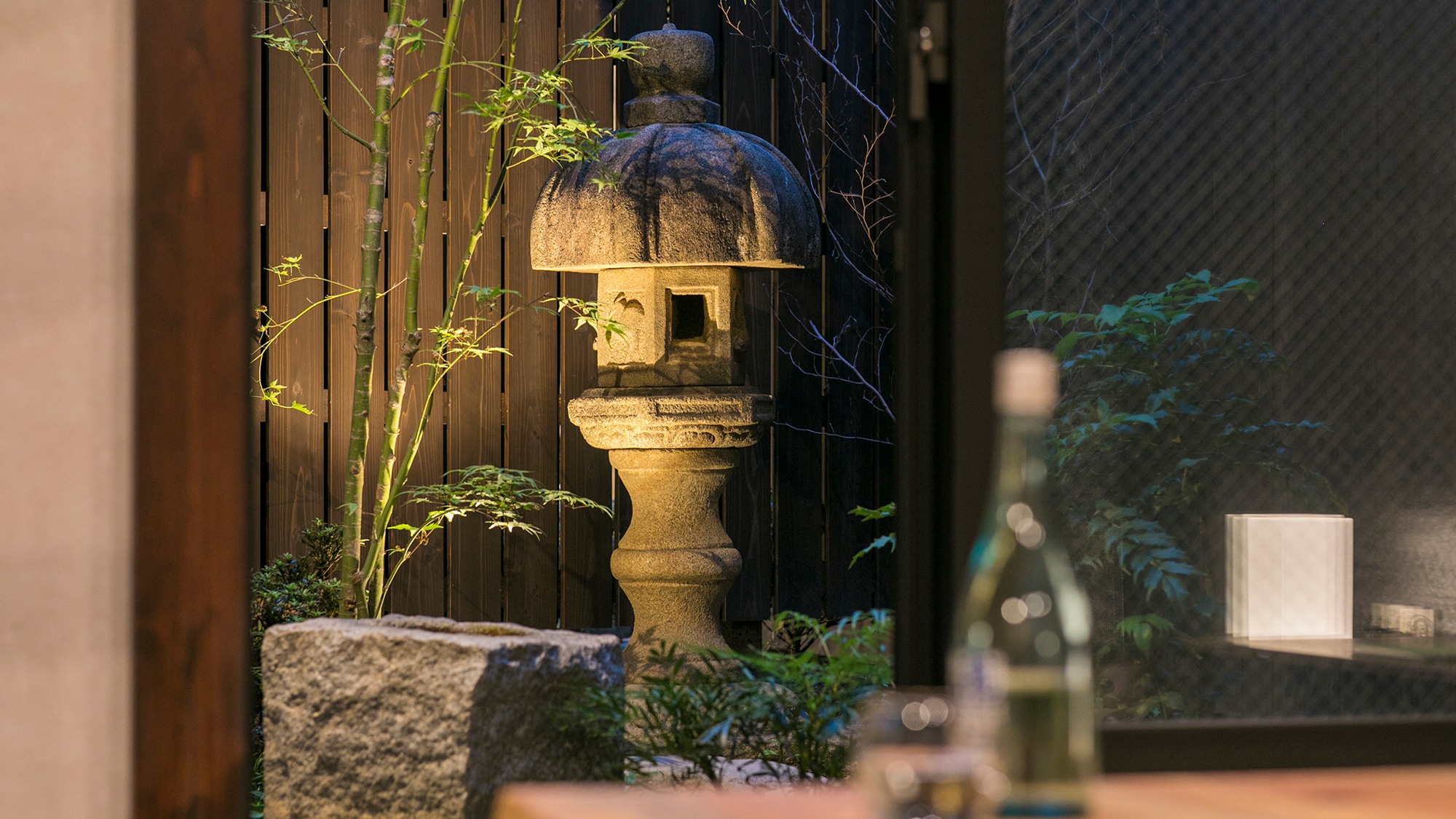 Guest room [flower] courtyard image