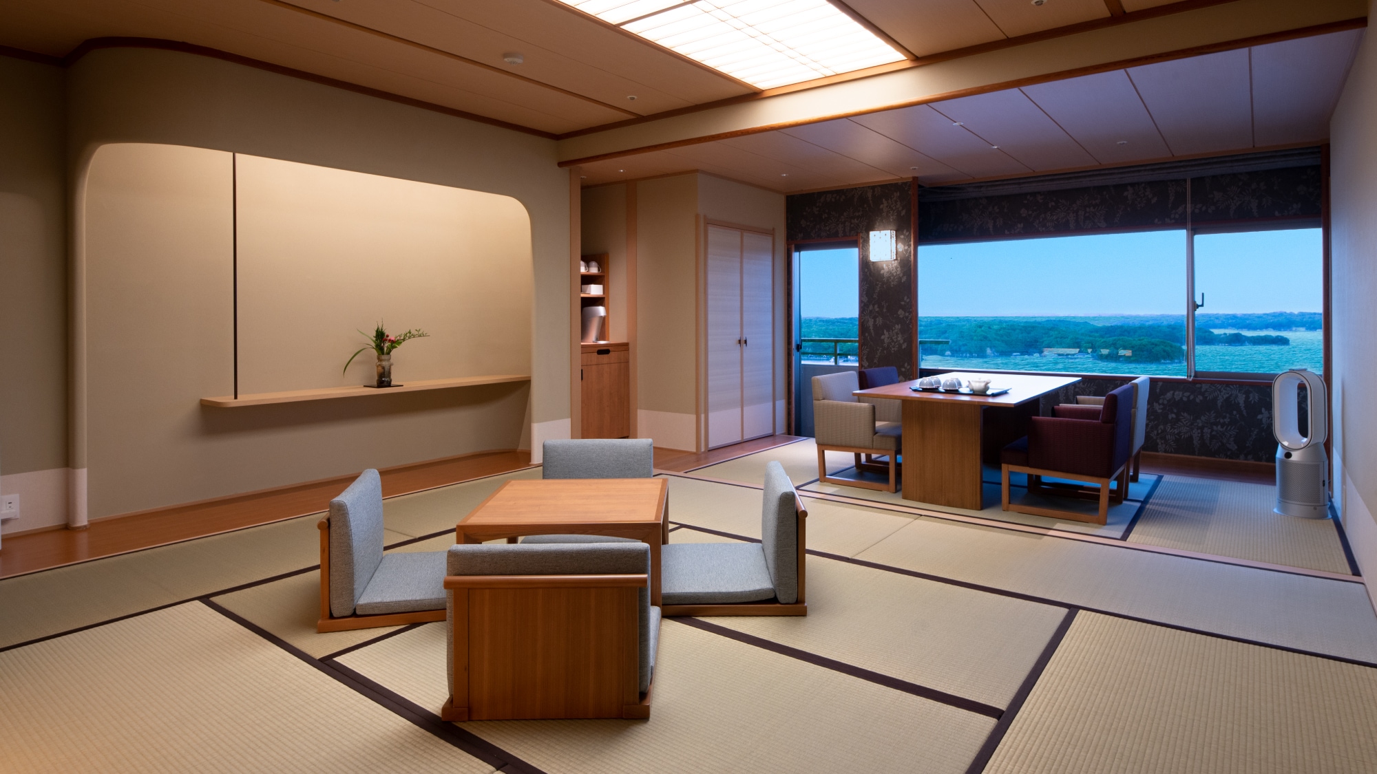 Special floor "Suikei" pure Japanese-style room example