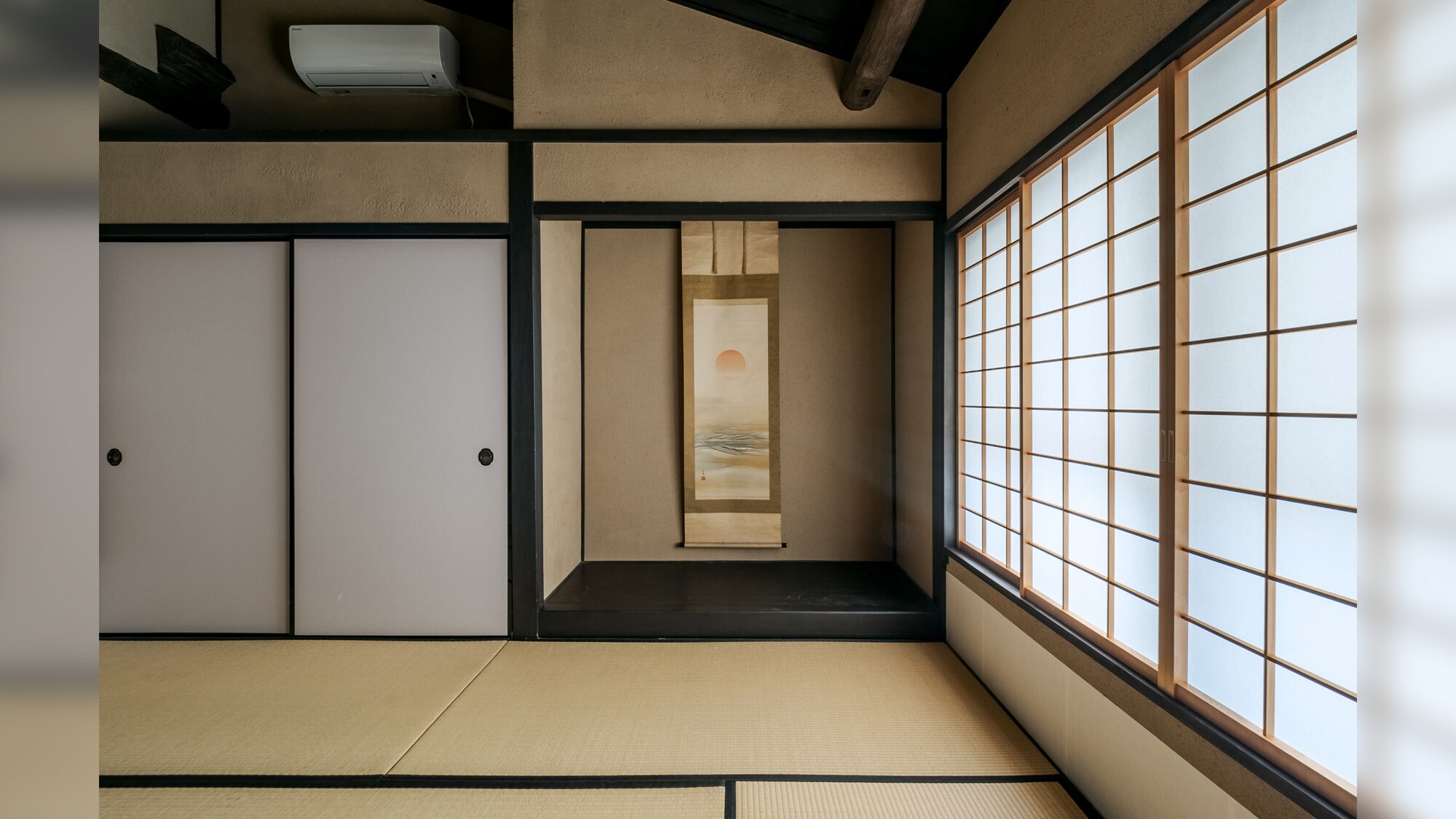 2F Japanese-style room [Yura]