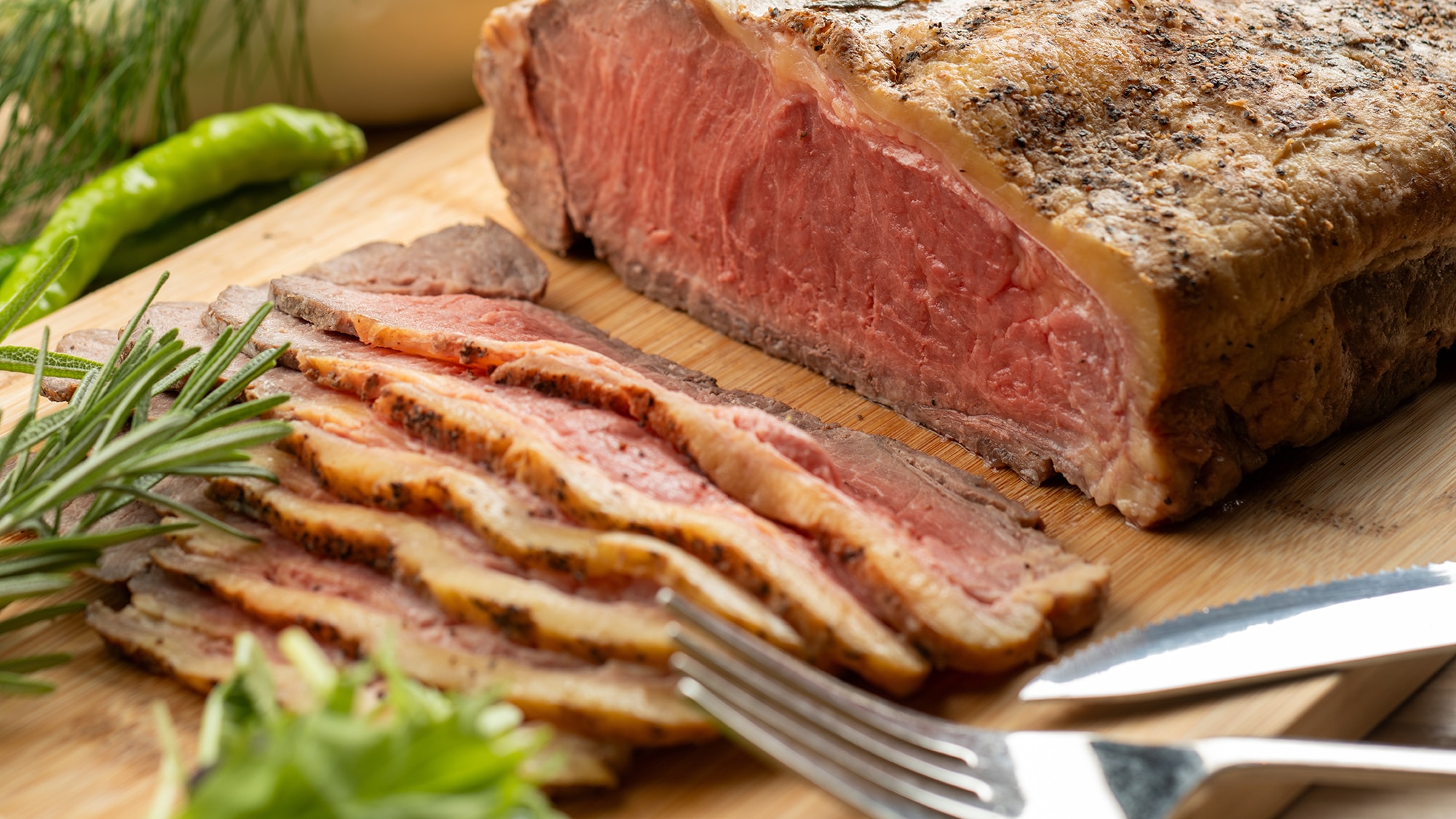 【早餐】全新特色烤牛肉，可以整理成頂級烤牛肉碗，可以自己做。