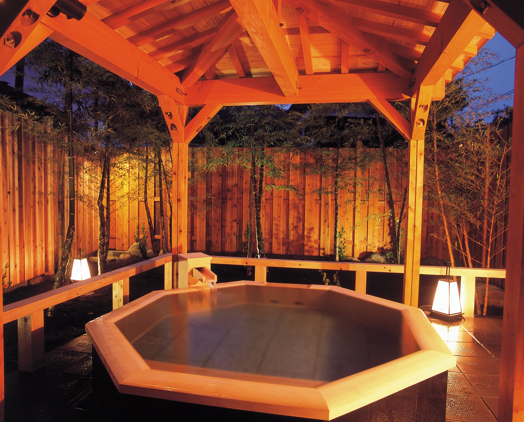 Private open-air bath "Maki-no-yu"
