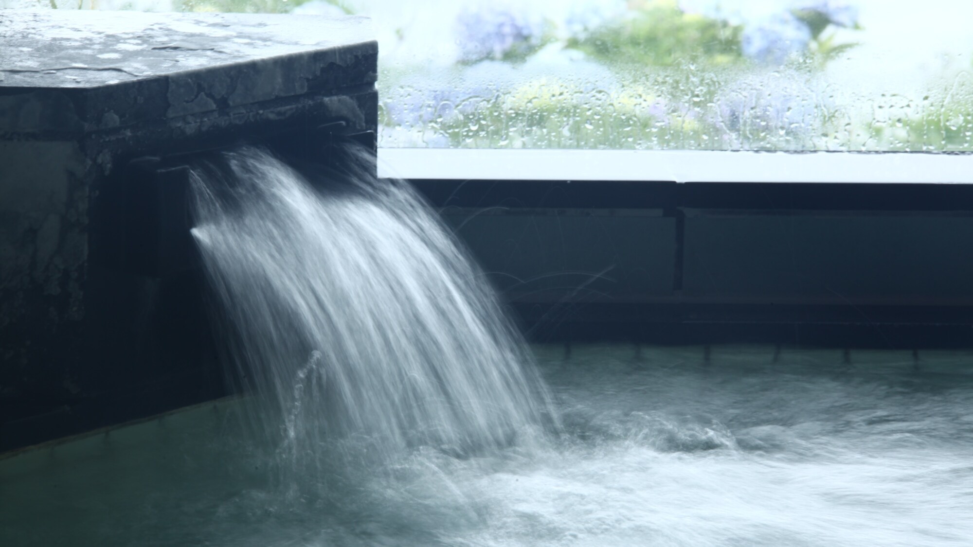 Hot spring image: Spout