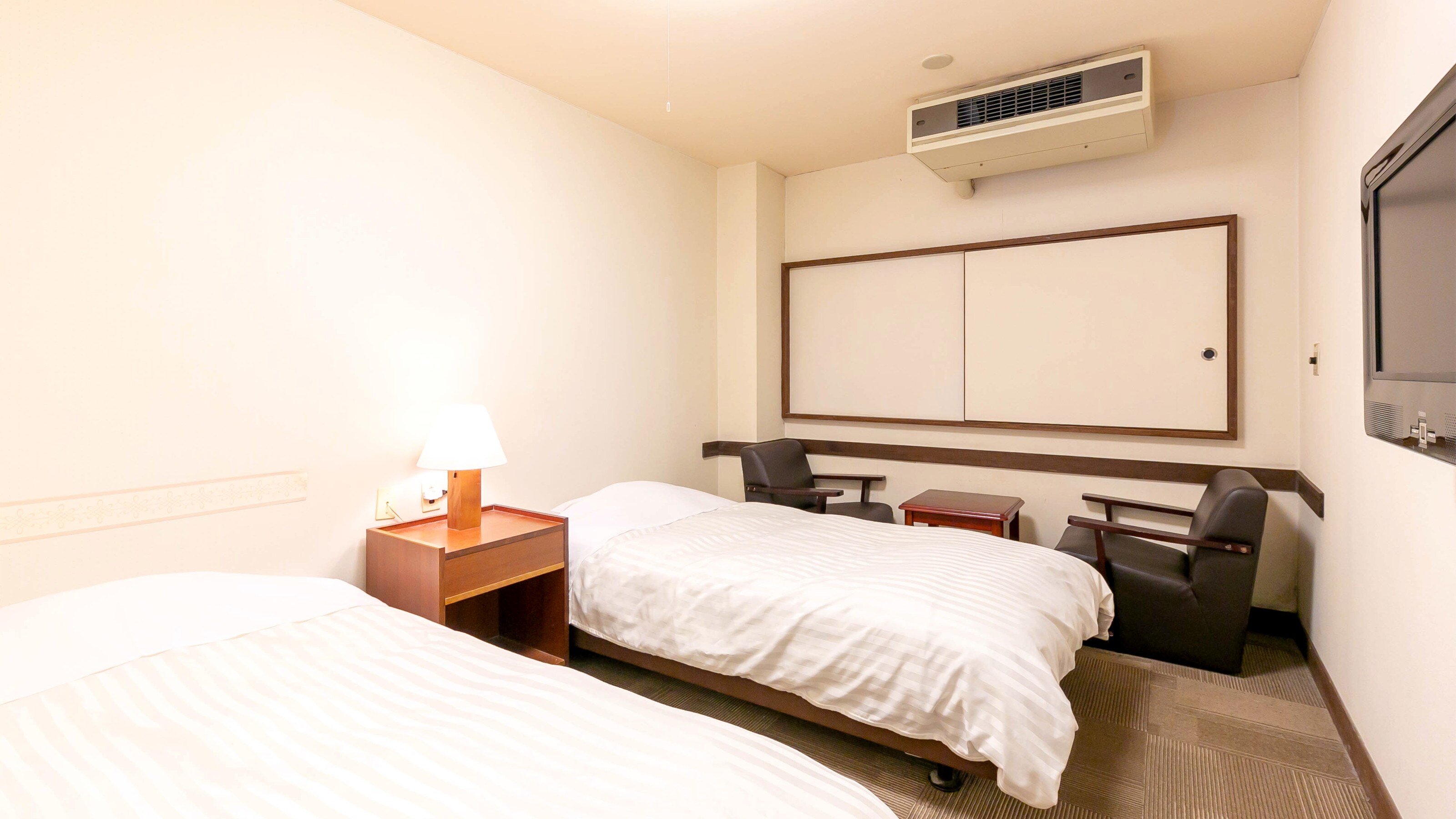[Yanagi-no-Yakata] Western-style twin room (non-smoking, no bath, no view)