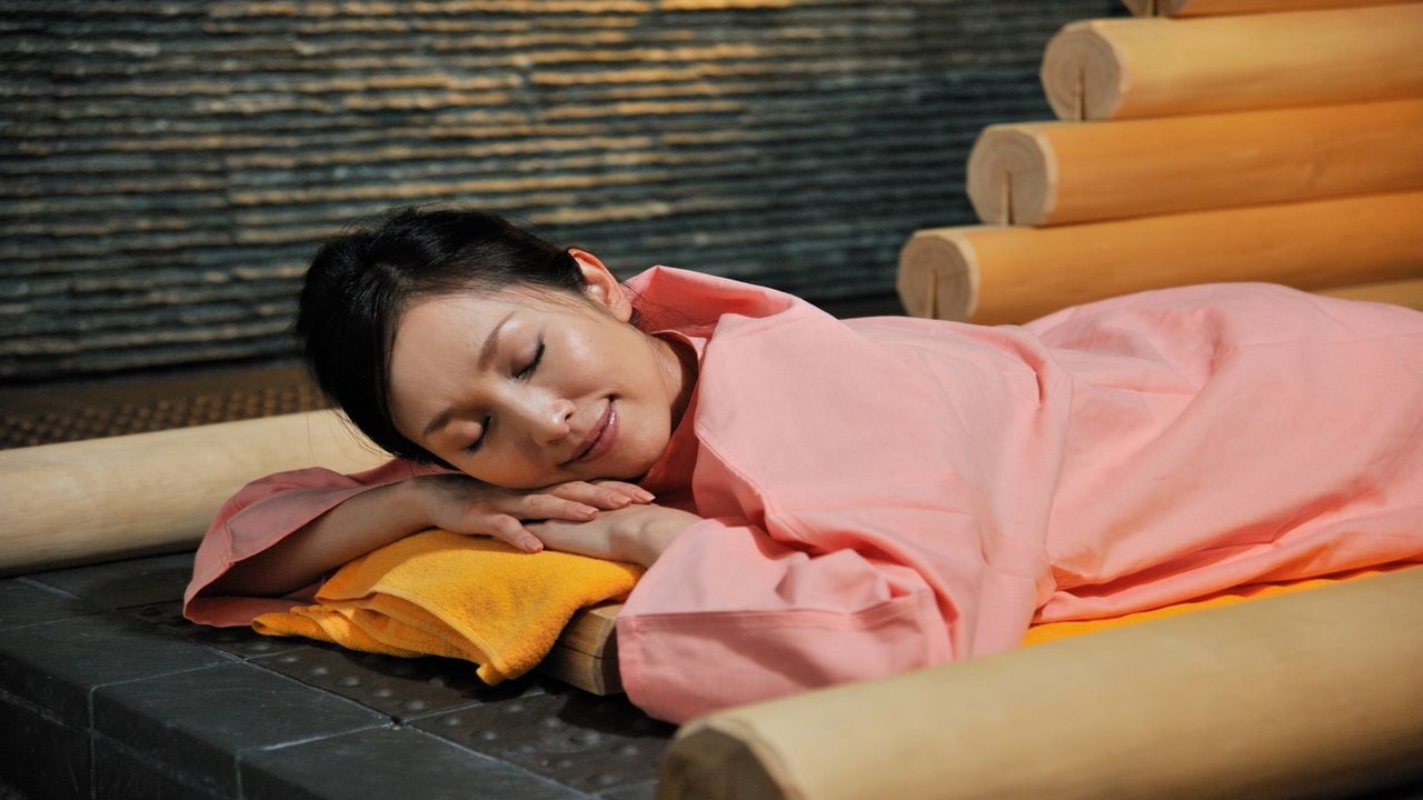 It feels so good I can't help but doze off in the bedrock bath.