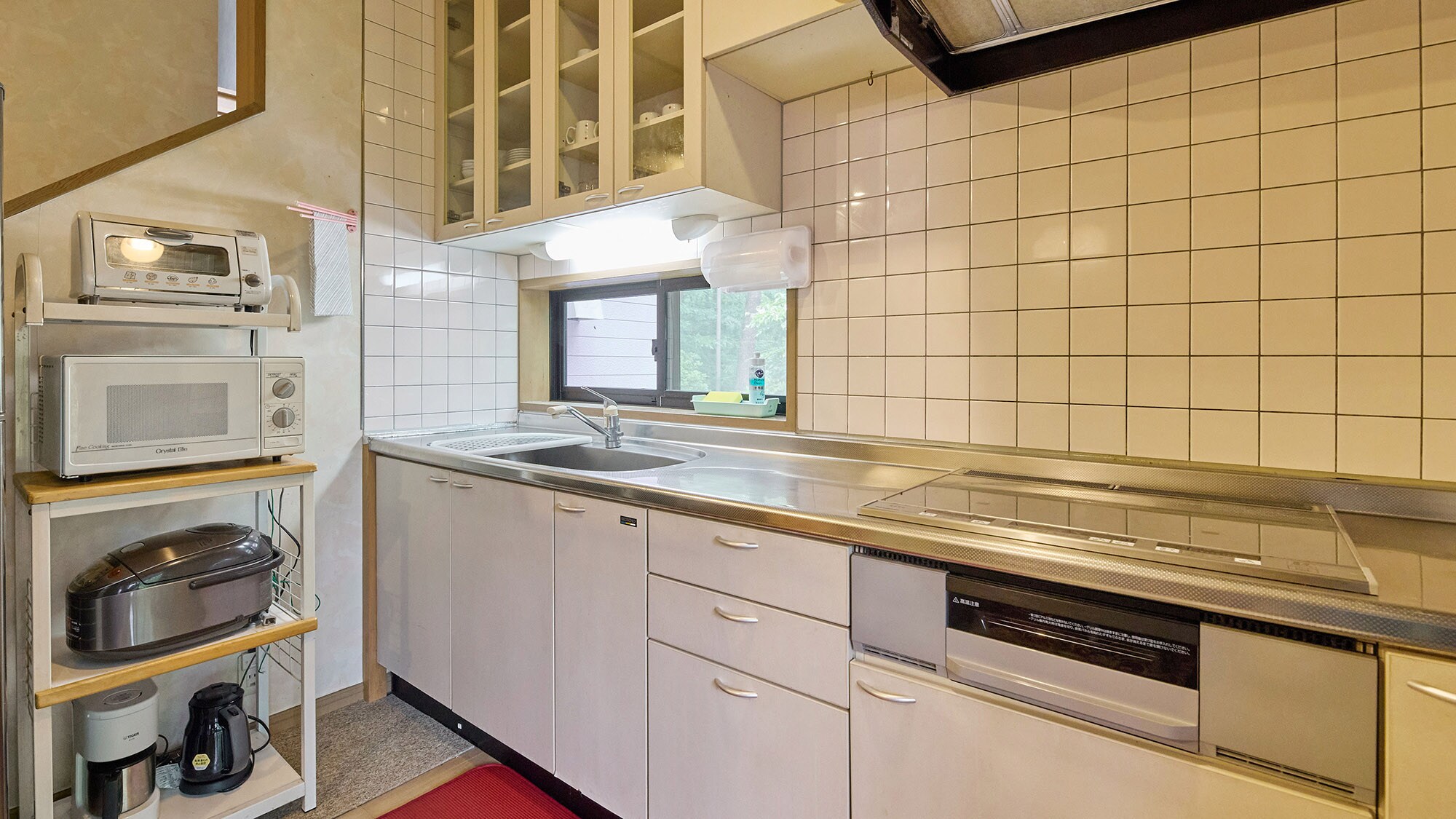 ・[Shion Rainbow] Fully equipped with cooking appliances! You can cook together in the flat kitchen.