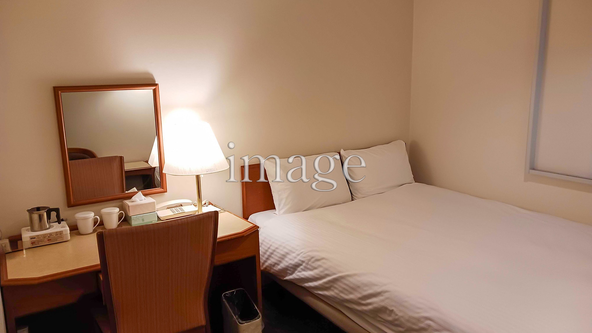 Semi-double room (non-smoking)
