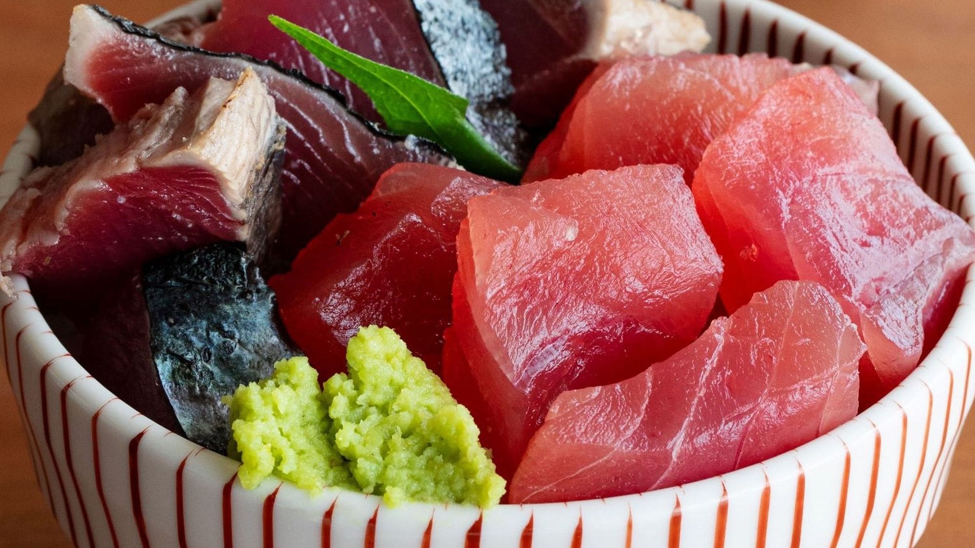 【更新自助早餐】鰹魚、鮪魚等新鮮當地紅肉海鮮蓋飯
