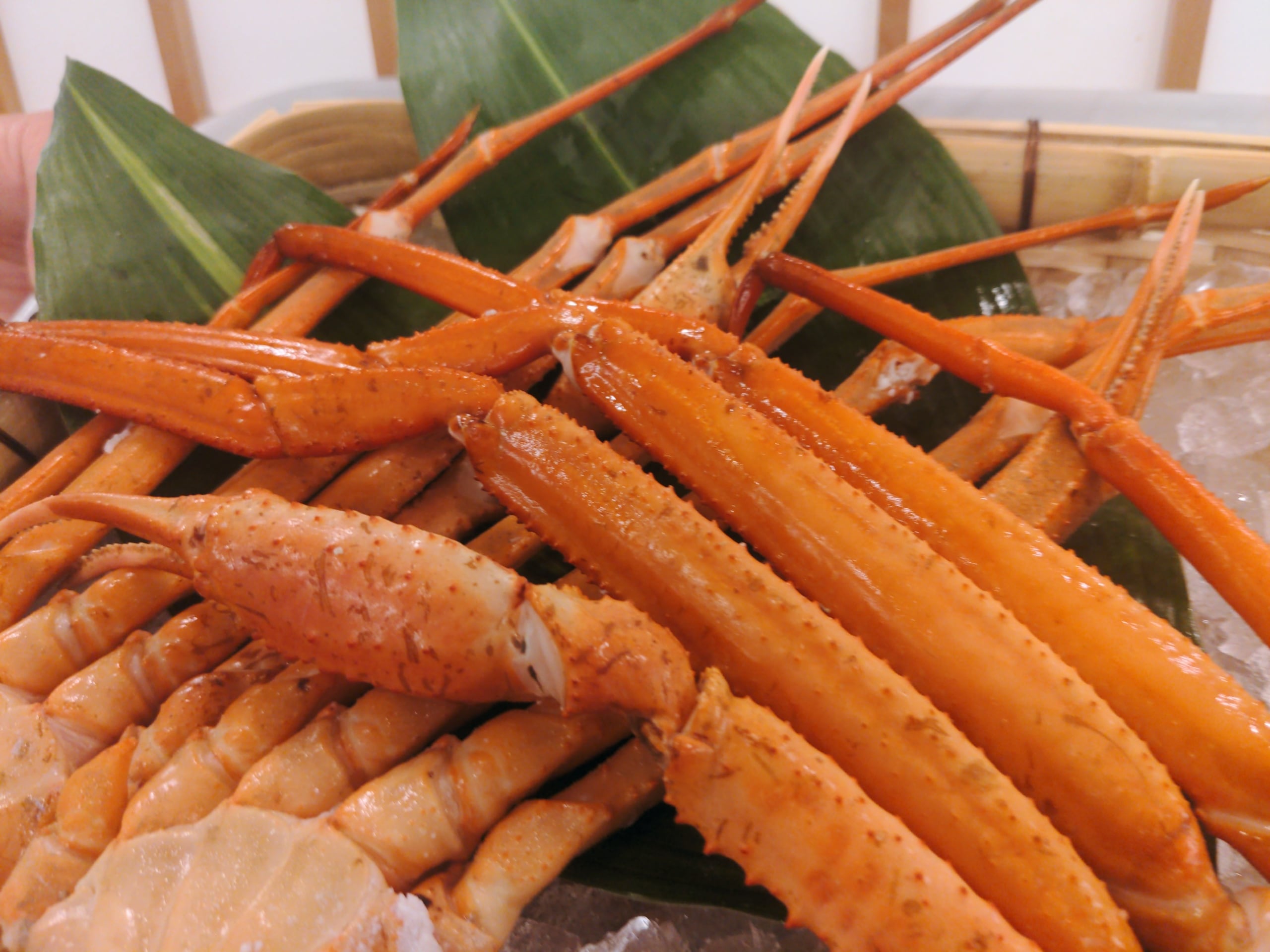 Dinner buffet: all-you-can-eat crab