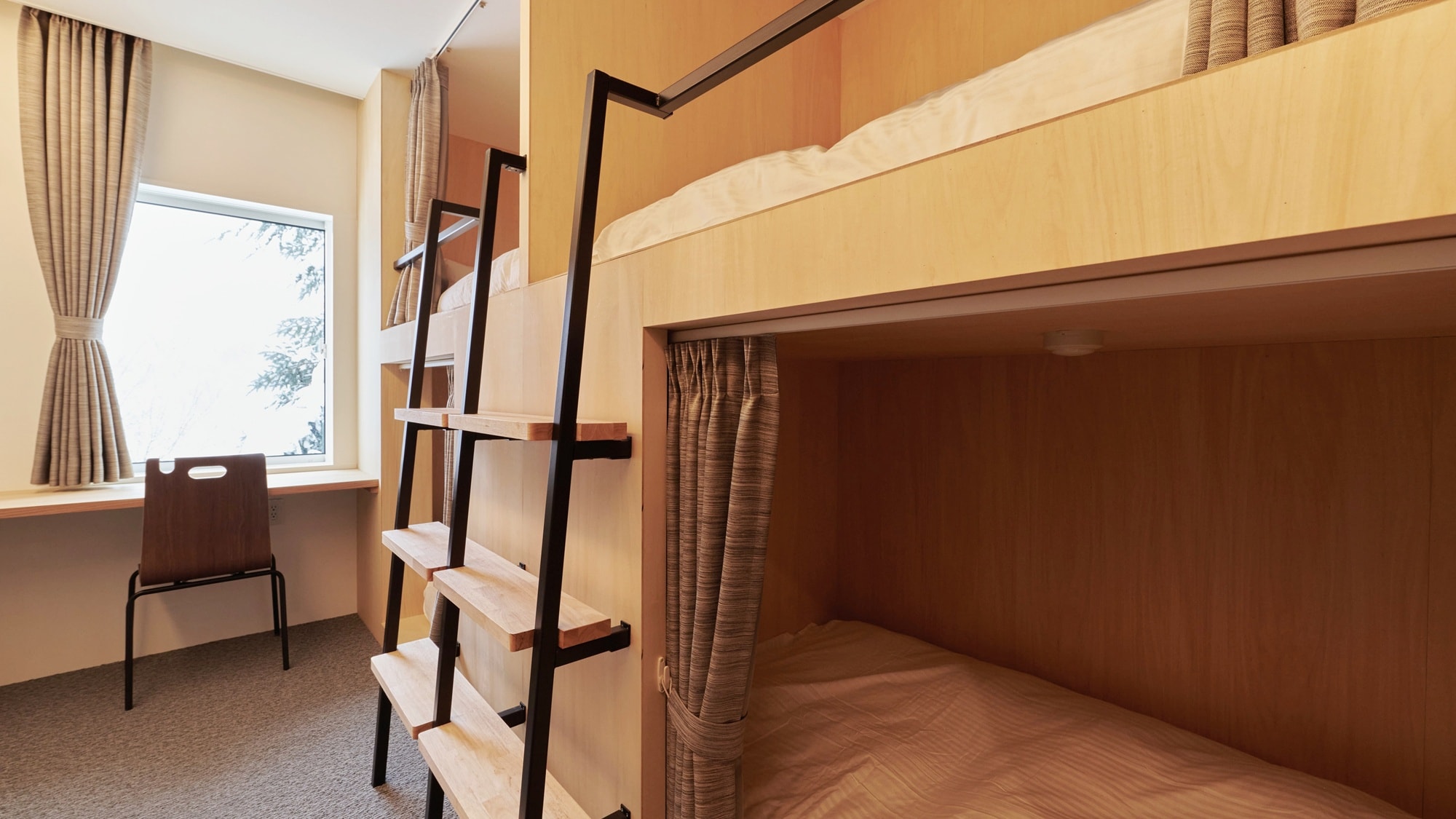 *[Annex Western-style room with bunk beds (west side with garden view)] This is a renovated room with bunk beds.