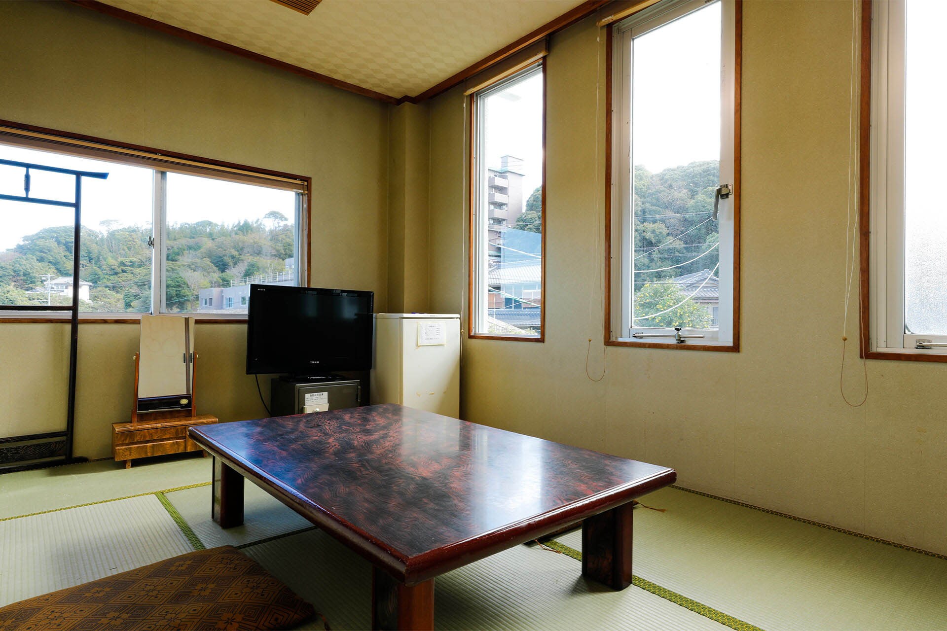 Japanese-style room (7 tatami mats)