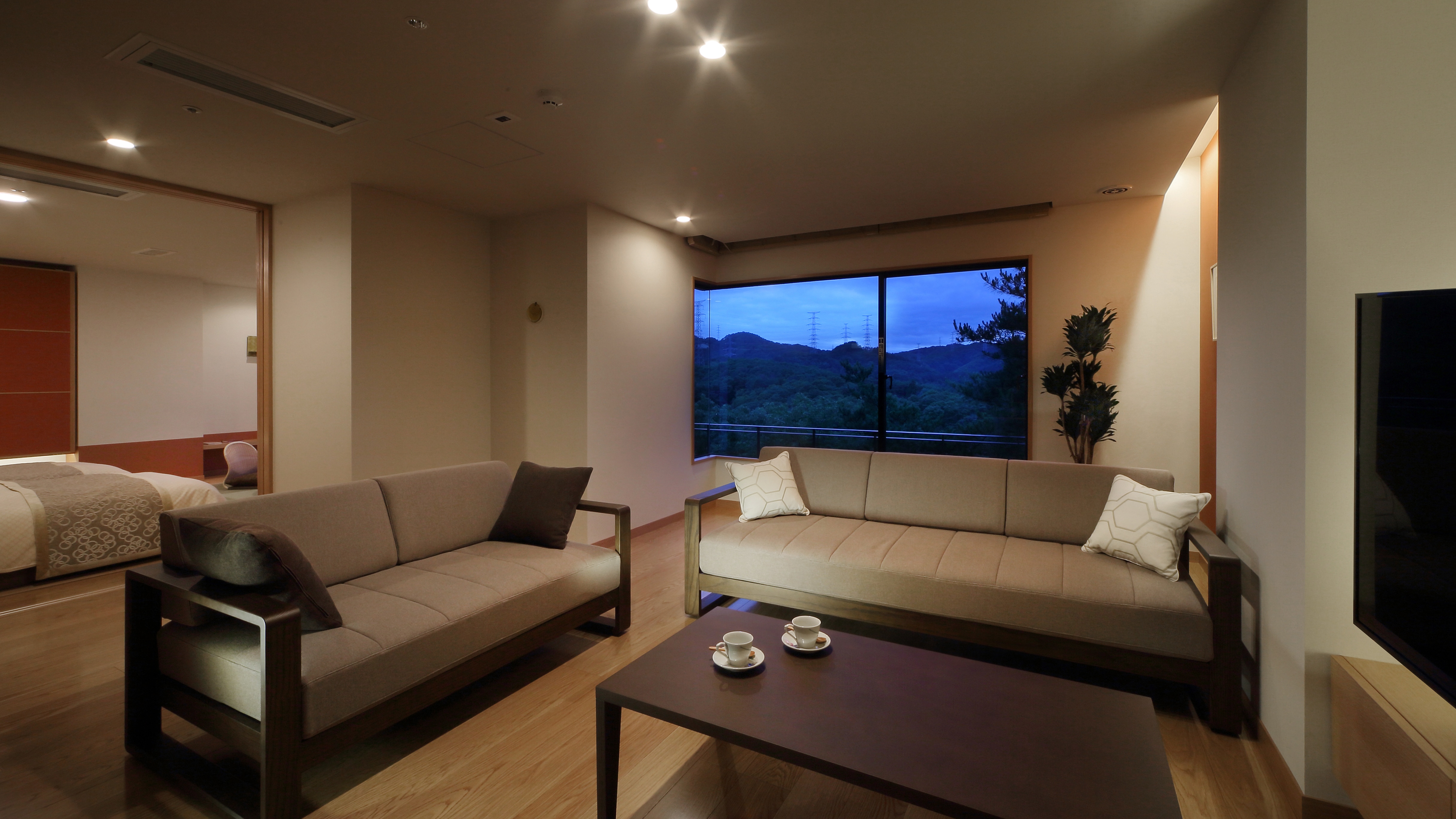Japanese modern suite "Meigetsu"