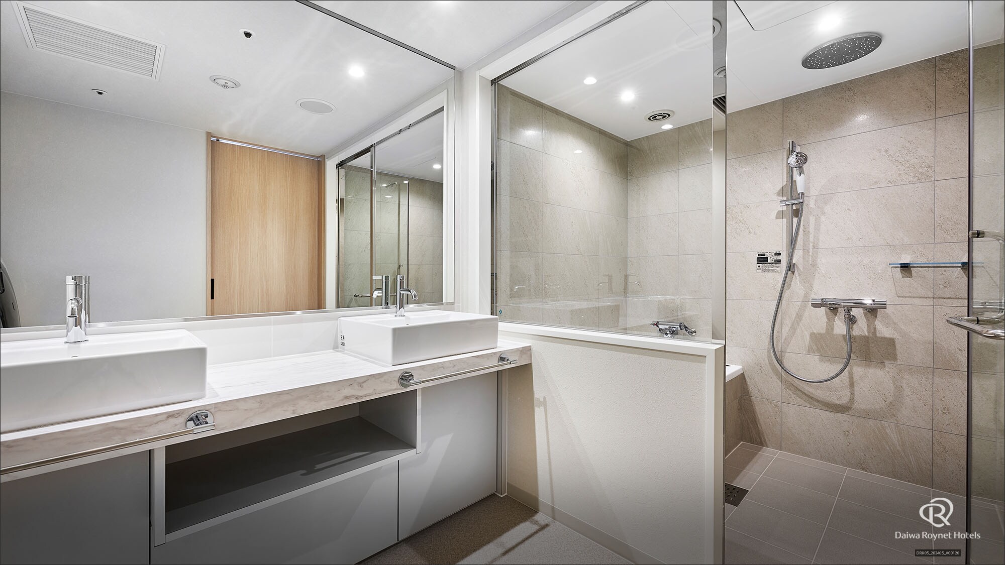 Family Fourth Room (bathroom and sink)