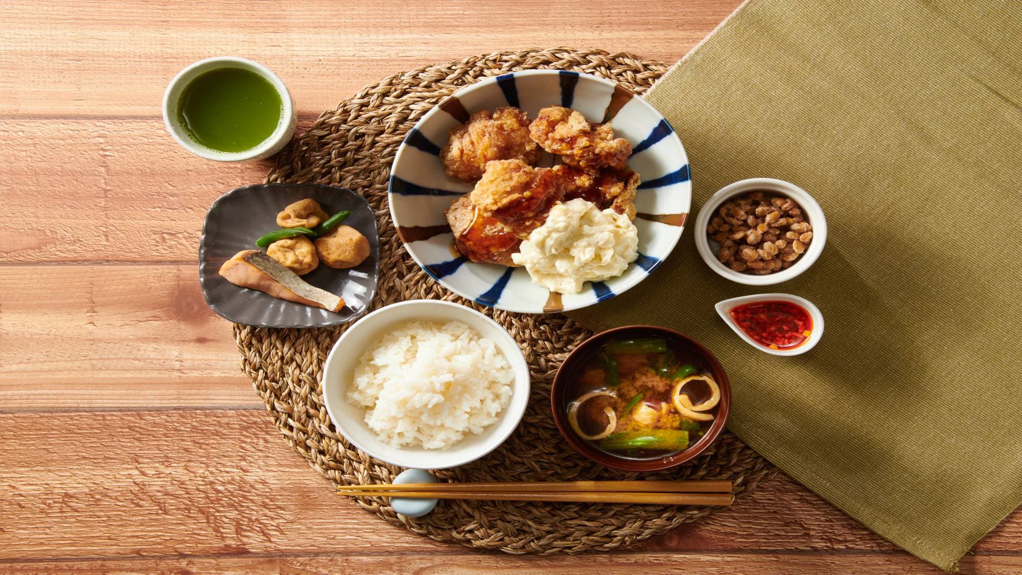 Menu sarapan (terutama makanan Jepang)