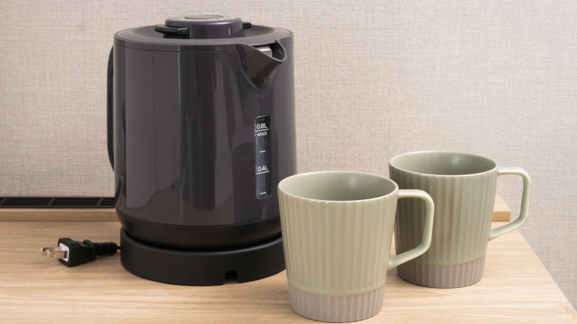 Electric pots and mugs