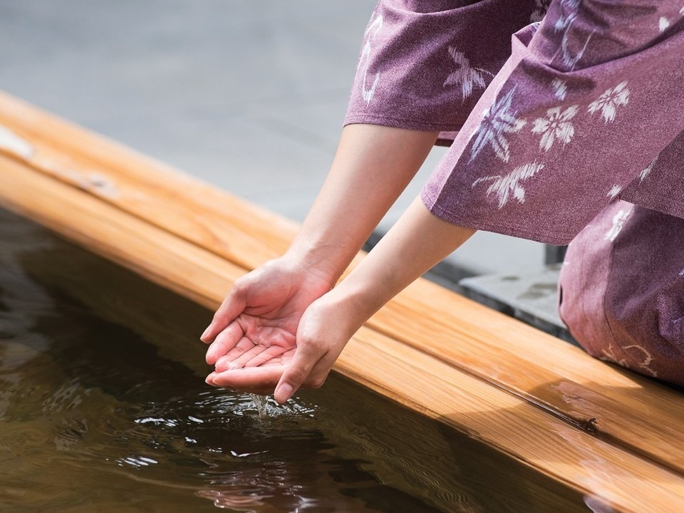 Hot water for beautiful skin