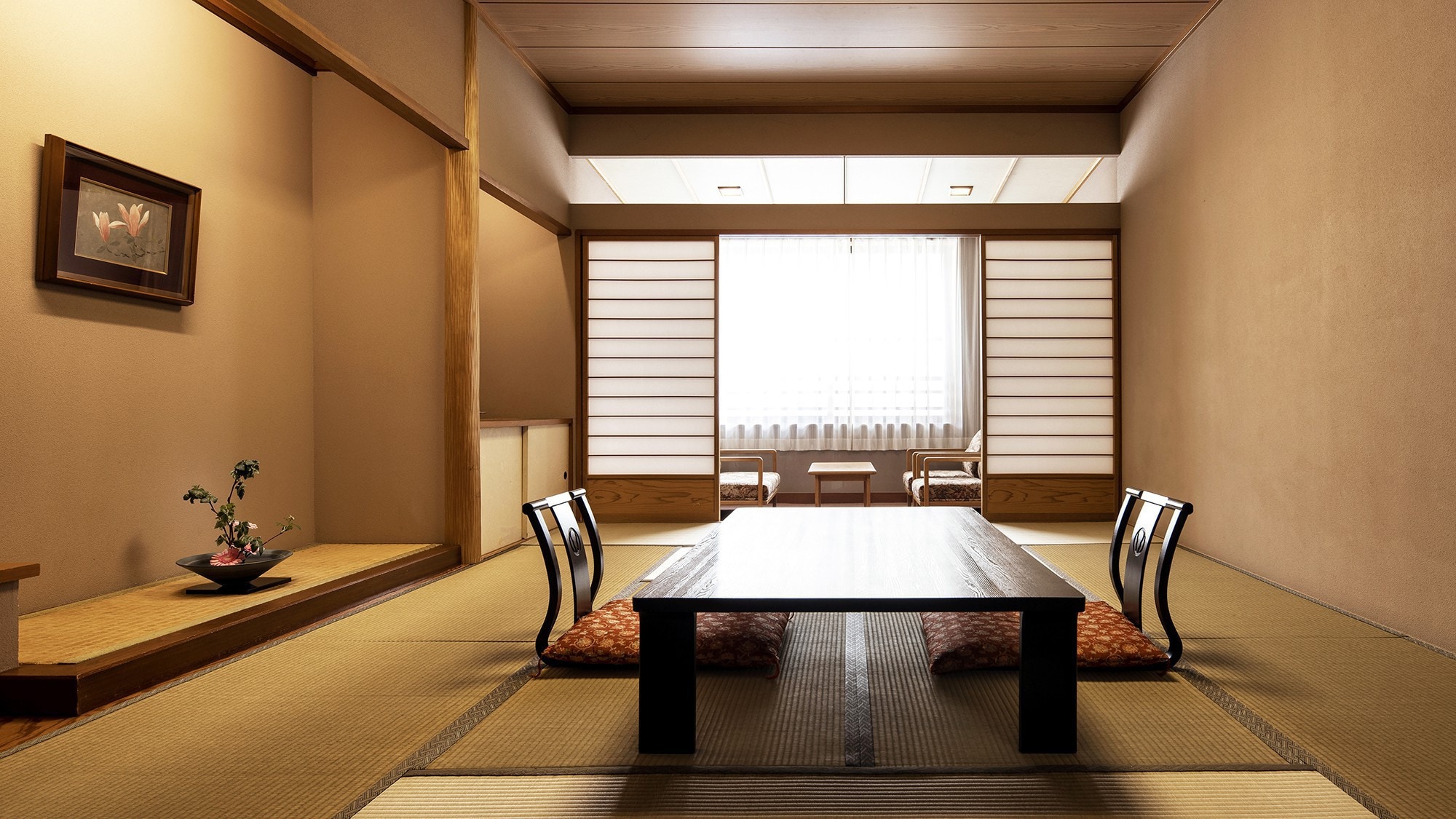 [Deluxe] Main building/Japanese style room (10 tatami mats/40 m2/Capacity 4 people, 12 tatami mats/44 m2/Capacity 5 people)