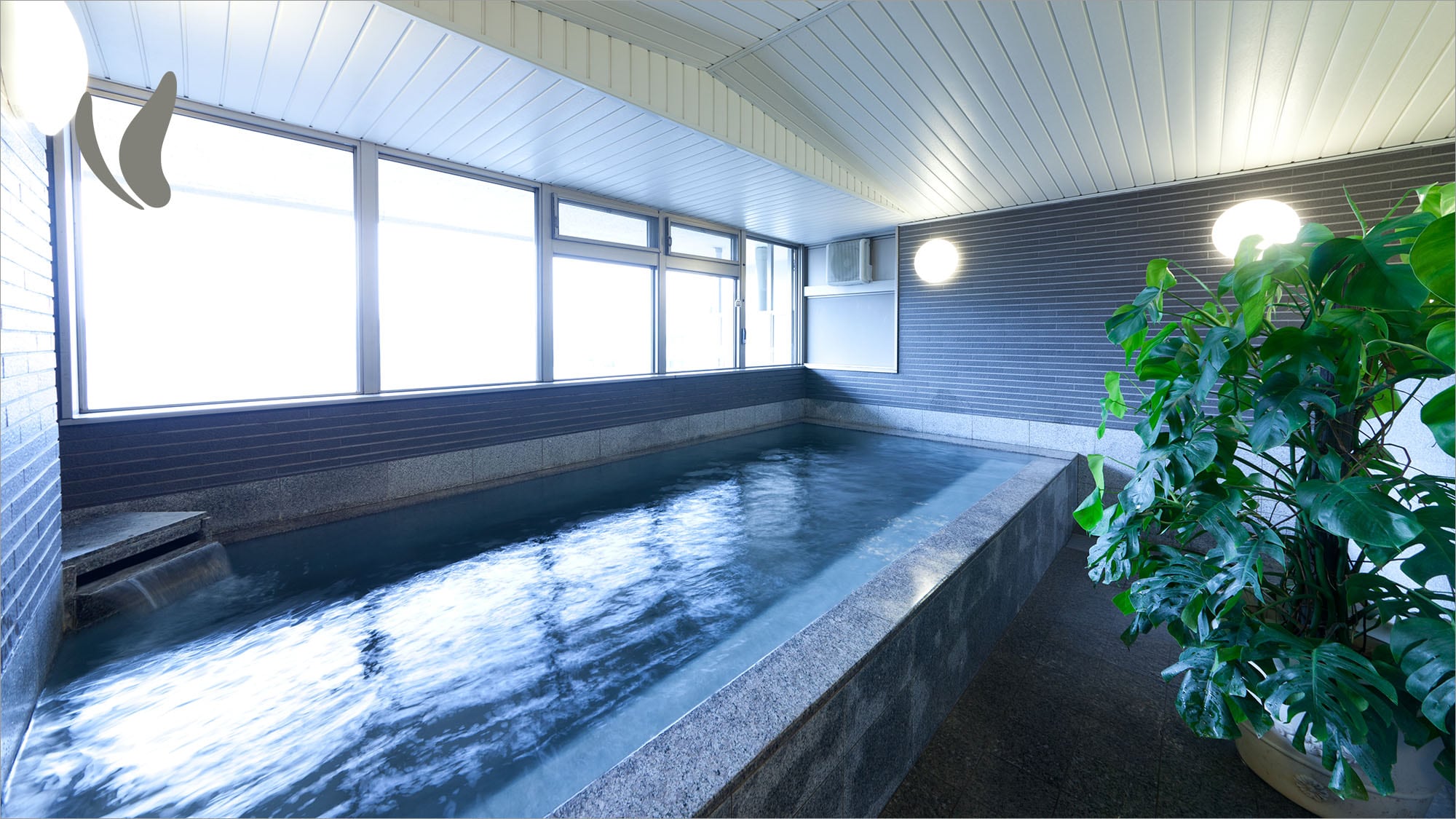Large public bath (women's bath)