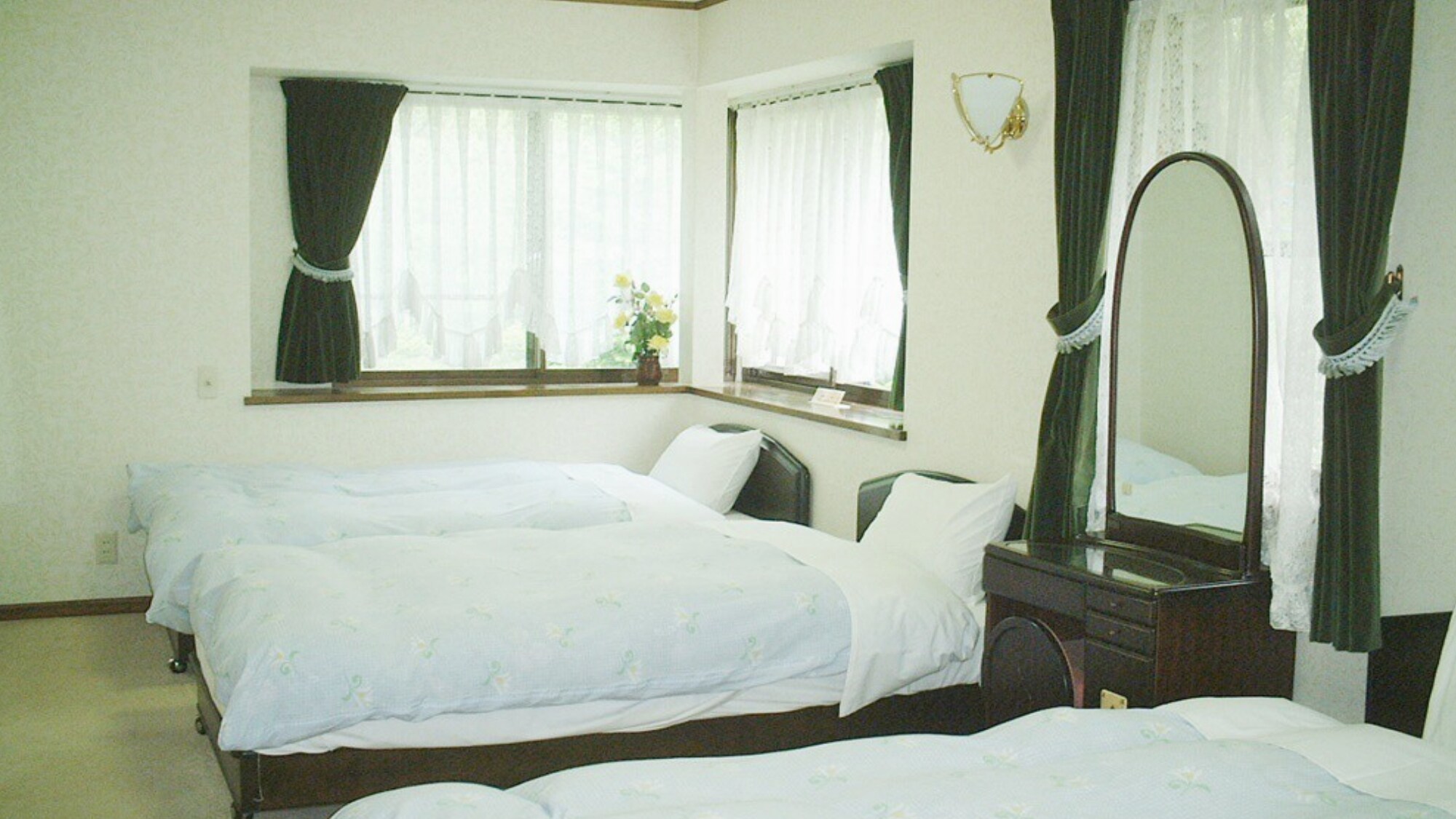 ・Suien Bedroom 2