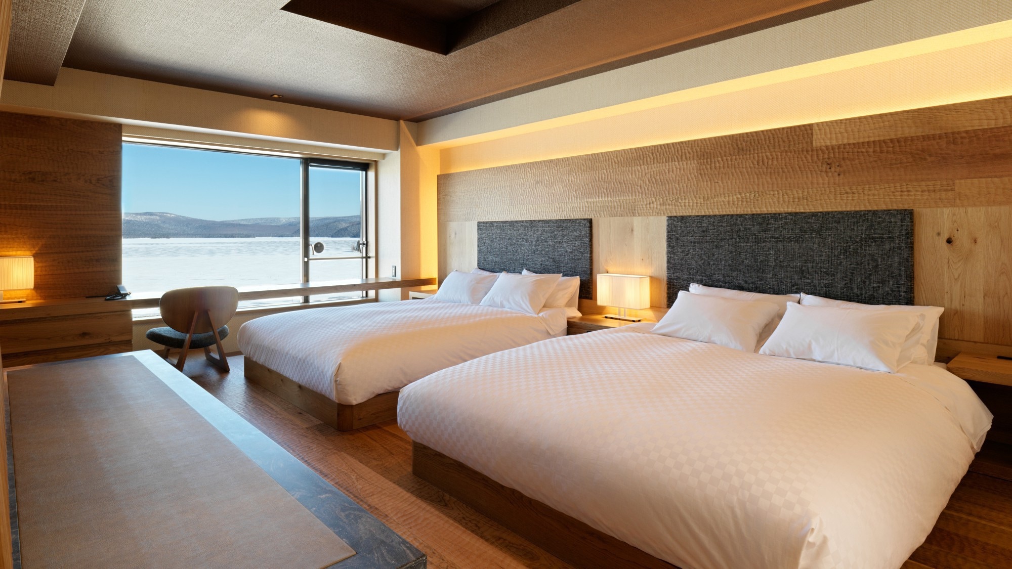 [Wings Building/Lake side] DX Japanese-Western room/Relaxing sleep on a queen-sized bed (image)