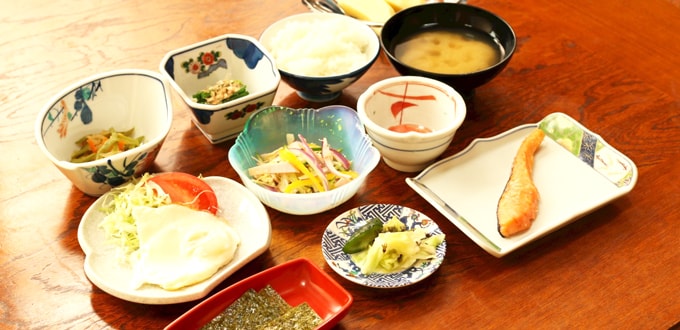 *早餐