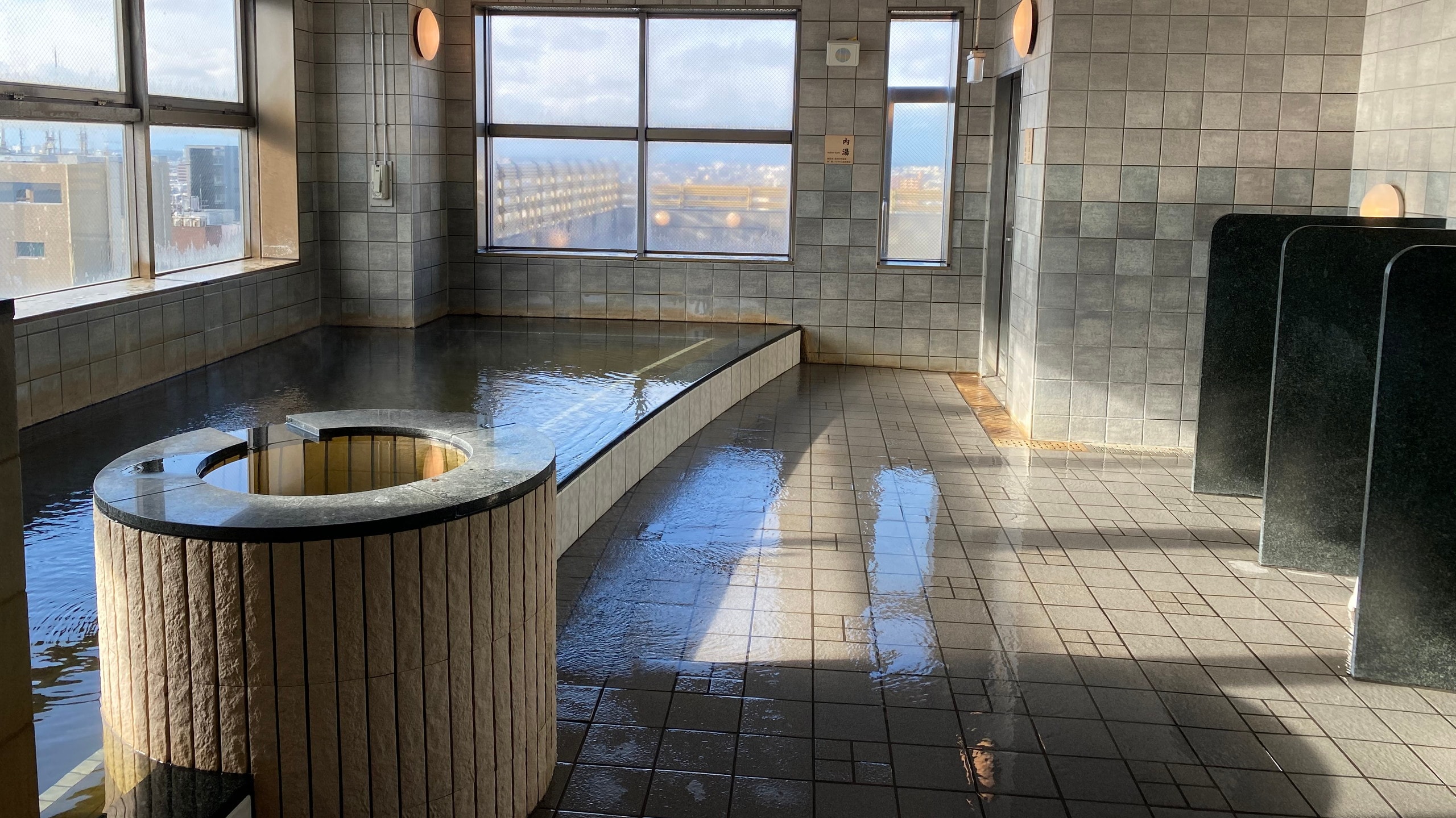 Men's public bath indoor bath