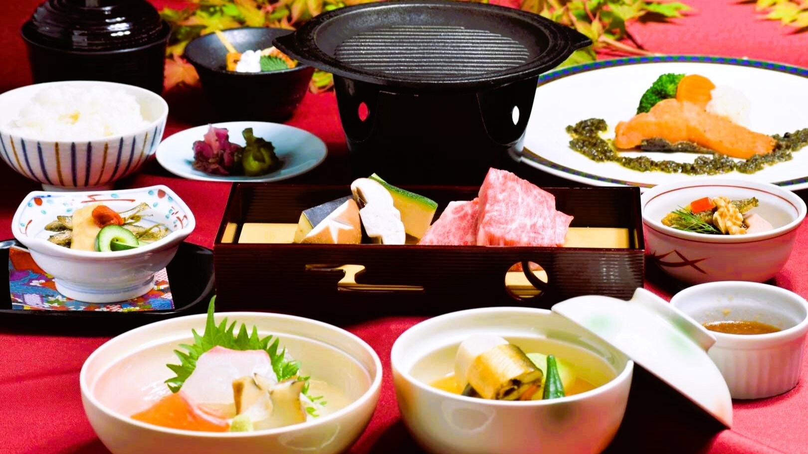 오미 쇠고기 포함 코스 요리 이미지