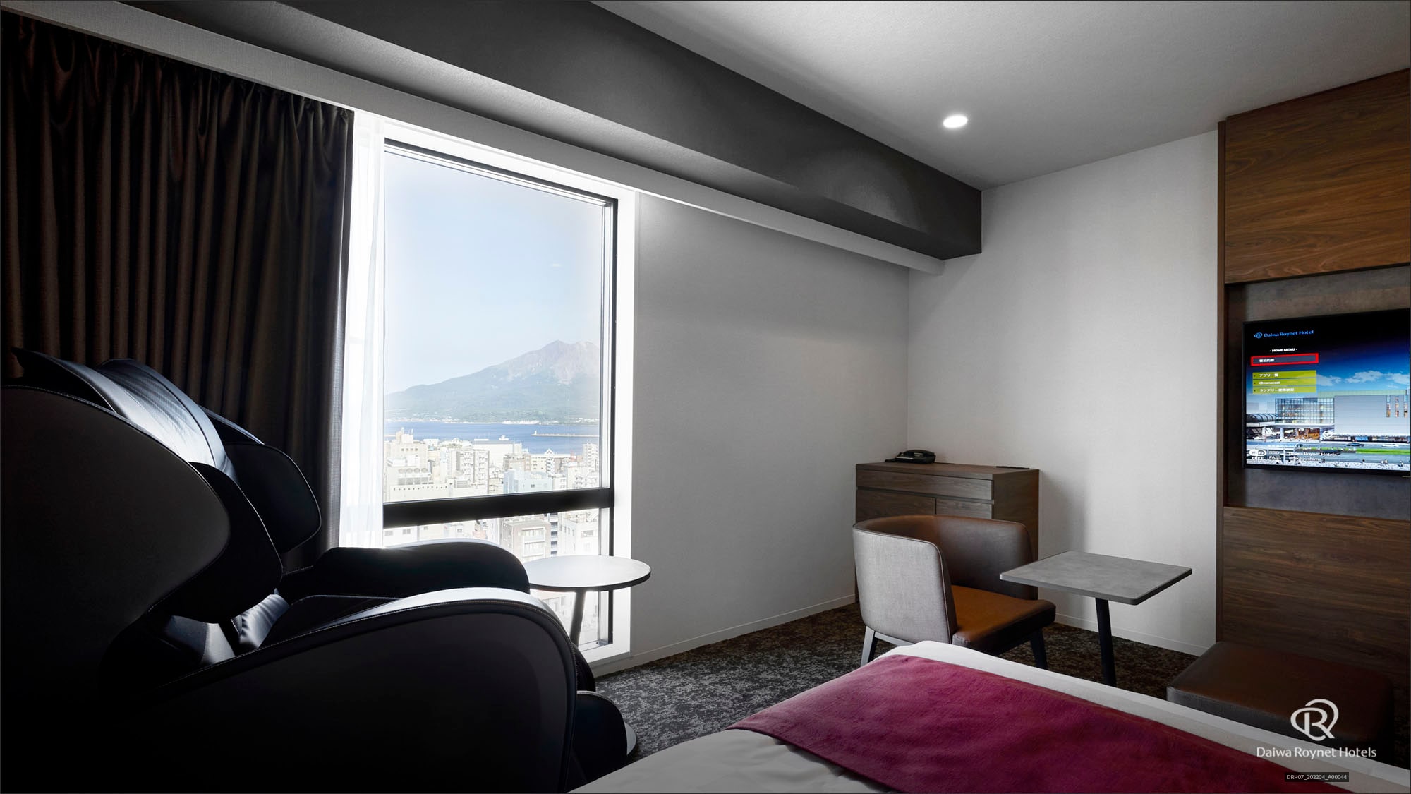 Deluxe Double Room 2