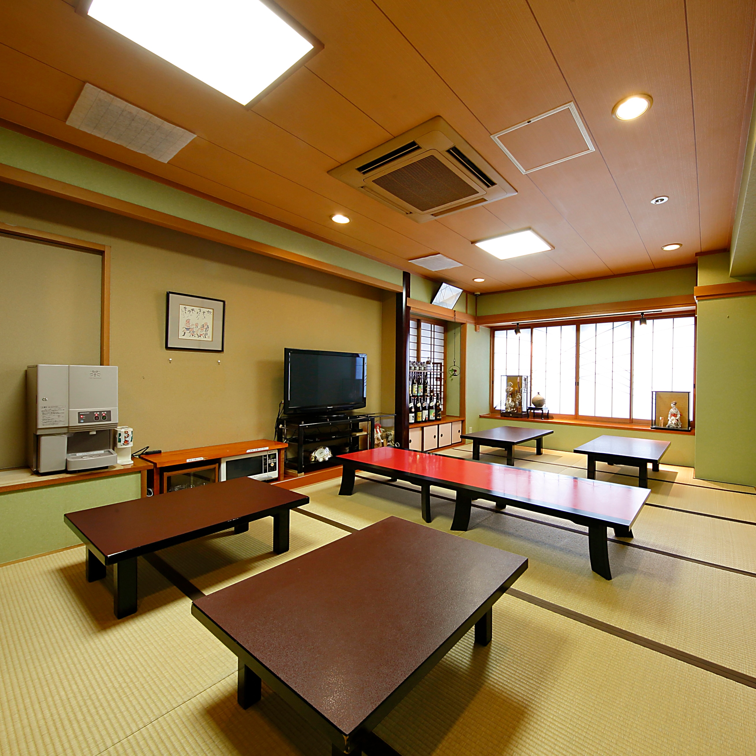 [1st floor dining area] Please come to the dining area on the 1st floor for breakfast and dinner. Please relax.