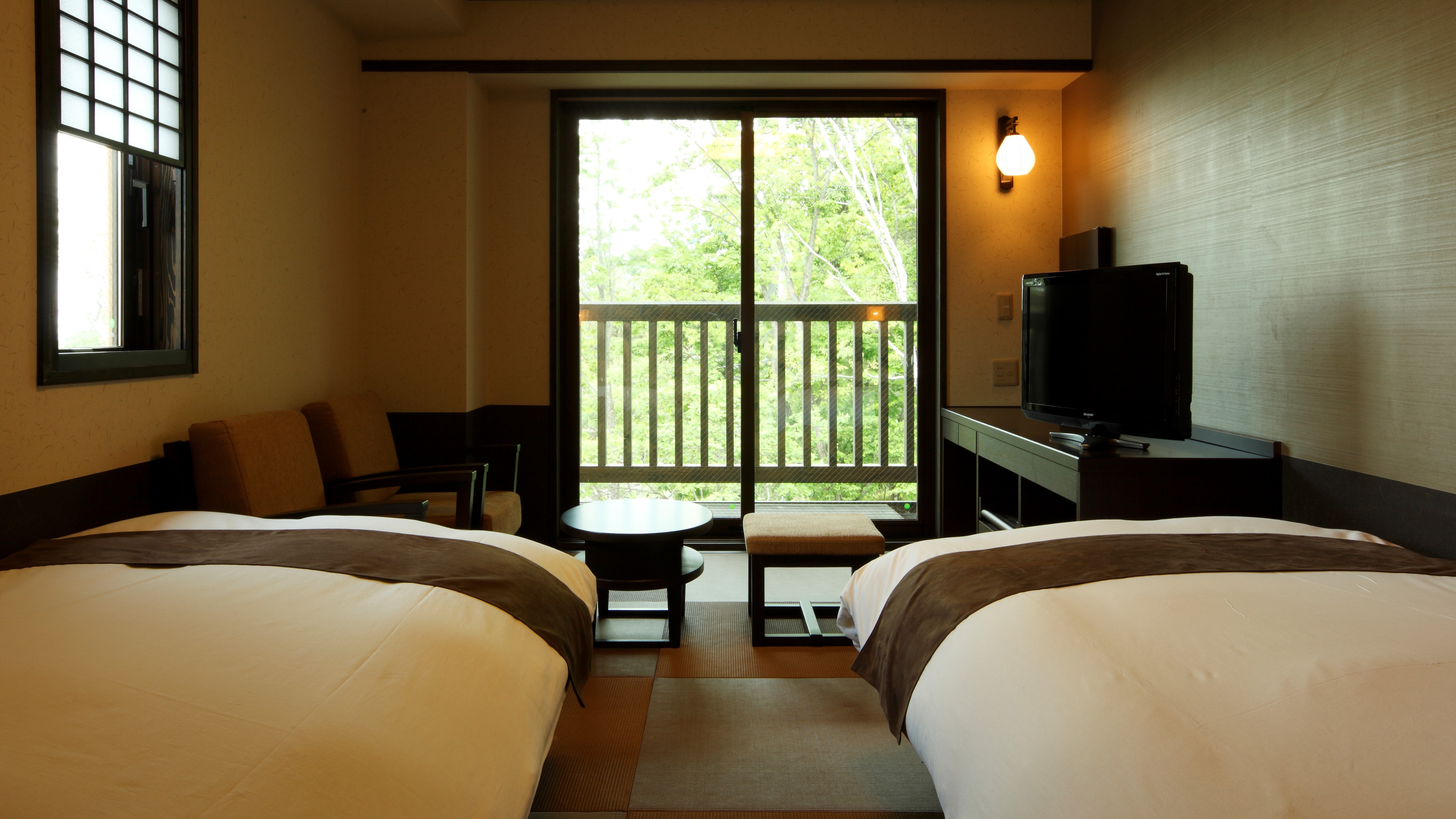 ● Guest room: Japanese style twin